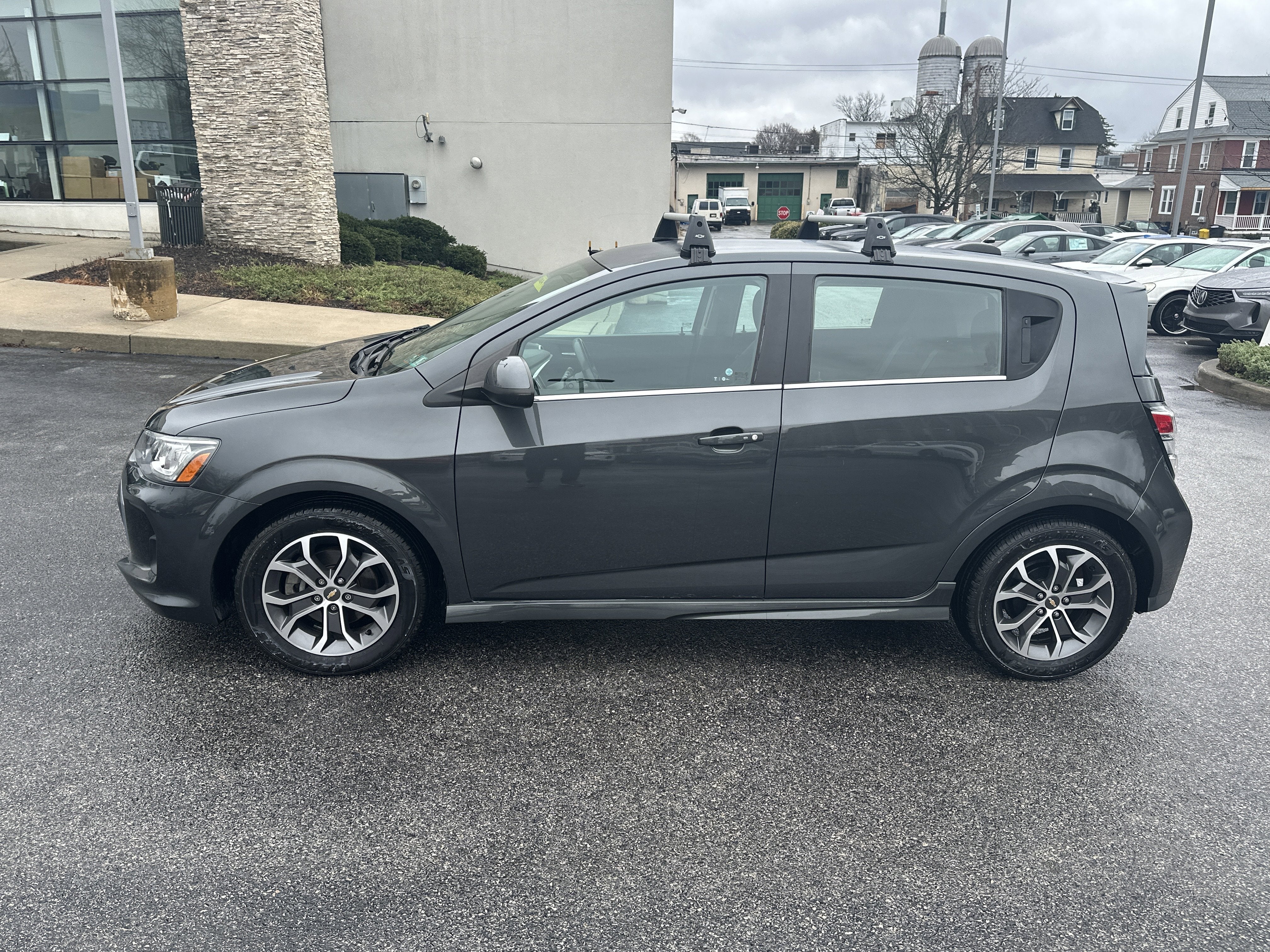 2017 Chevrolet Sonic LT