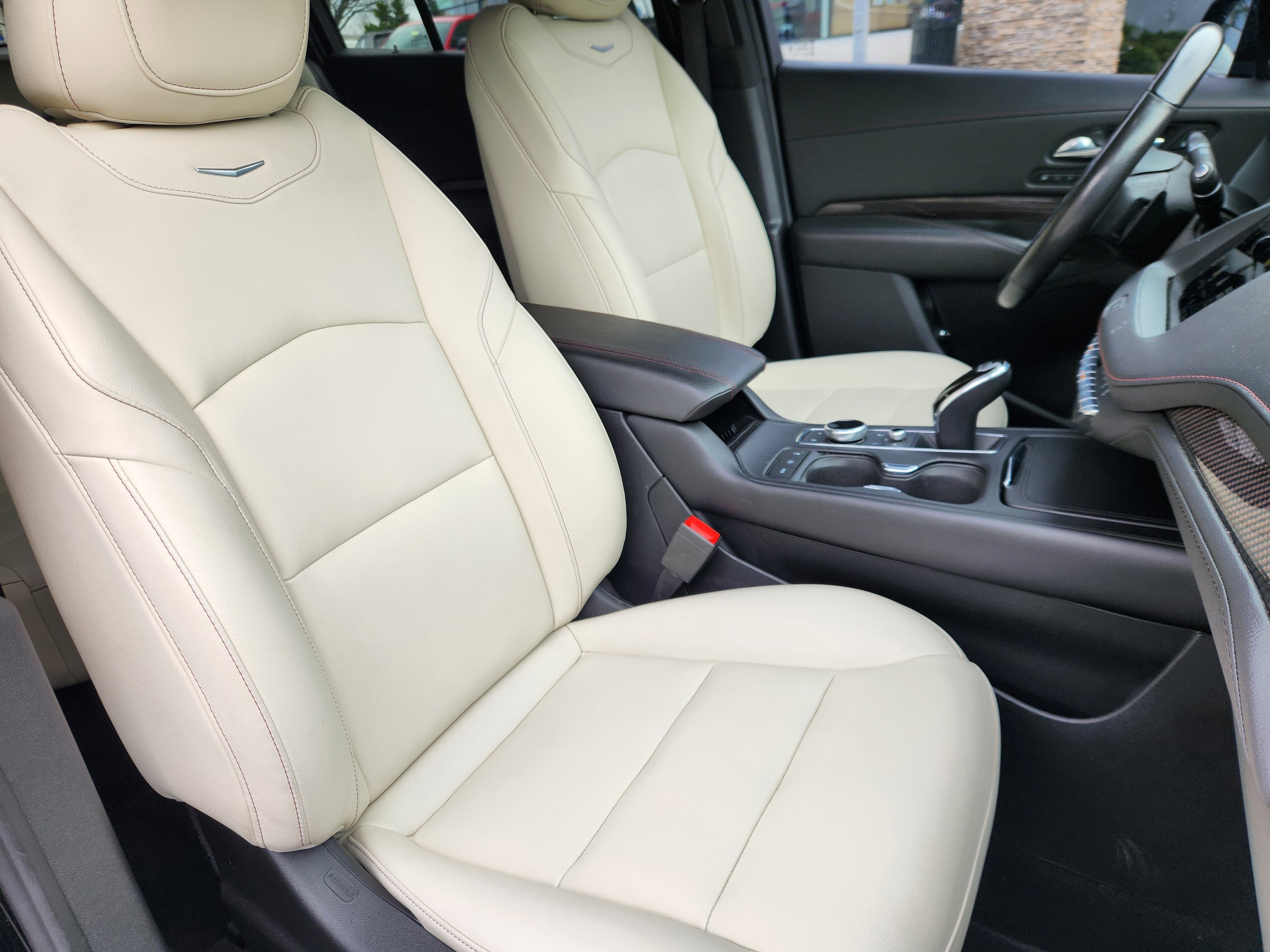 2020 Cadillac XT4 AWD Sport