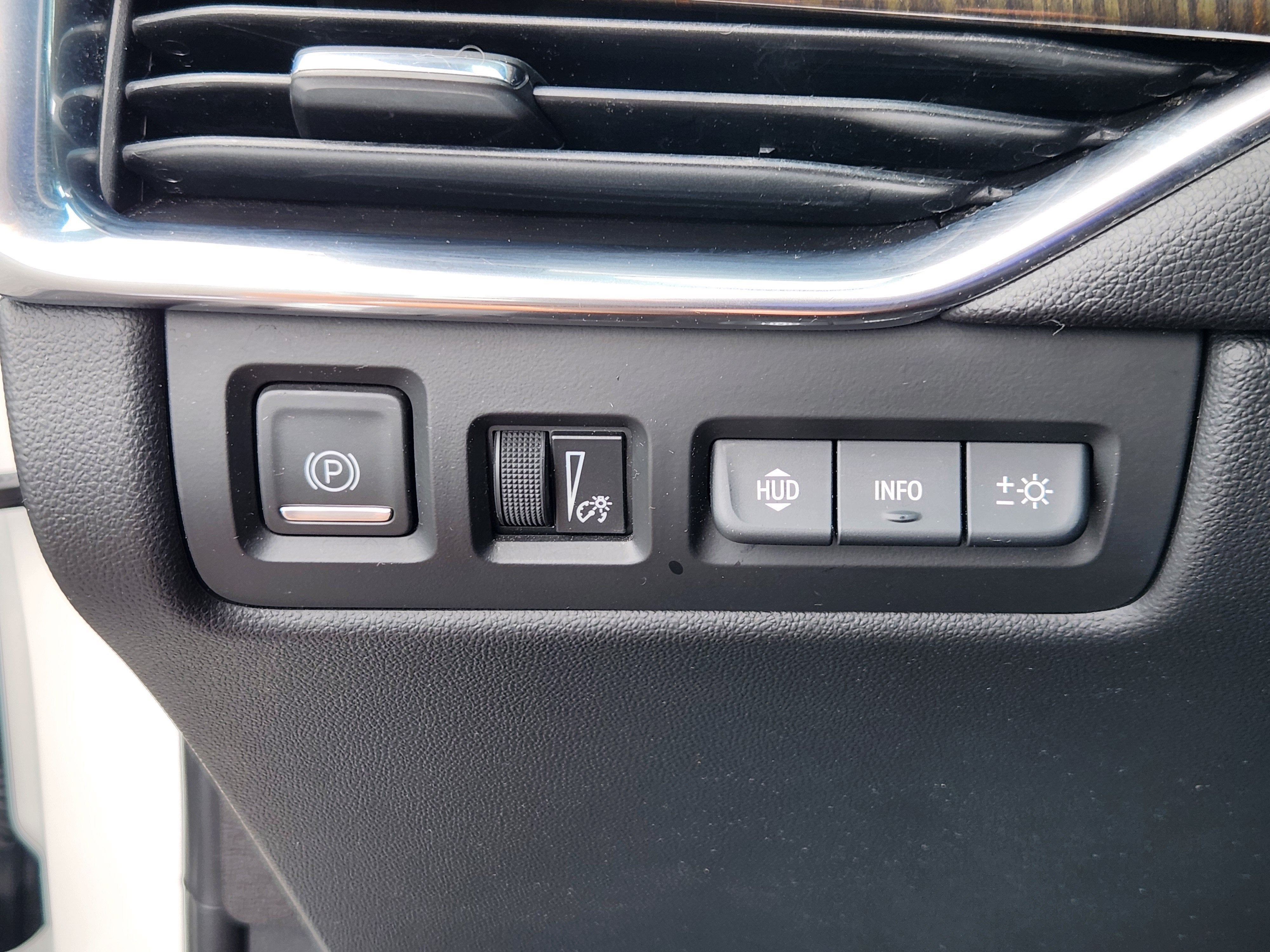 2020 Cadillac XT4 AWD Sport