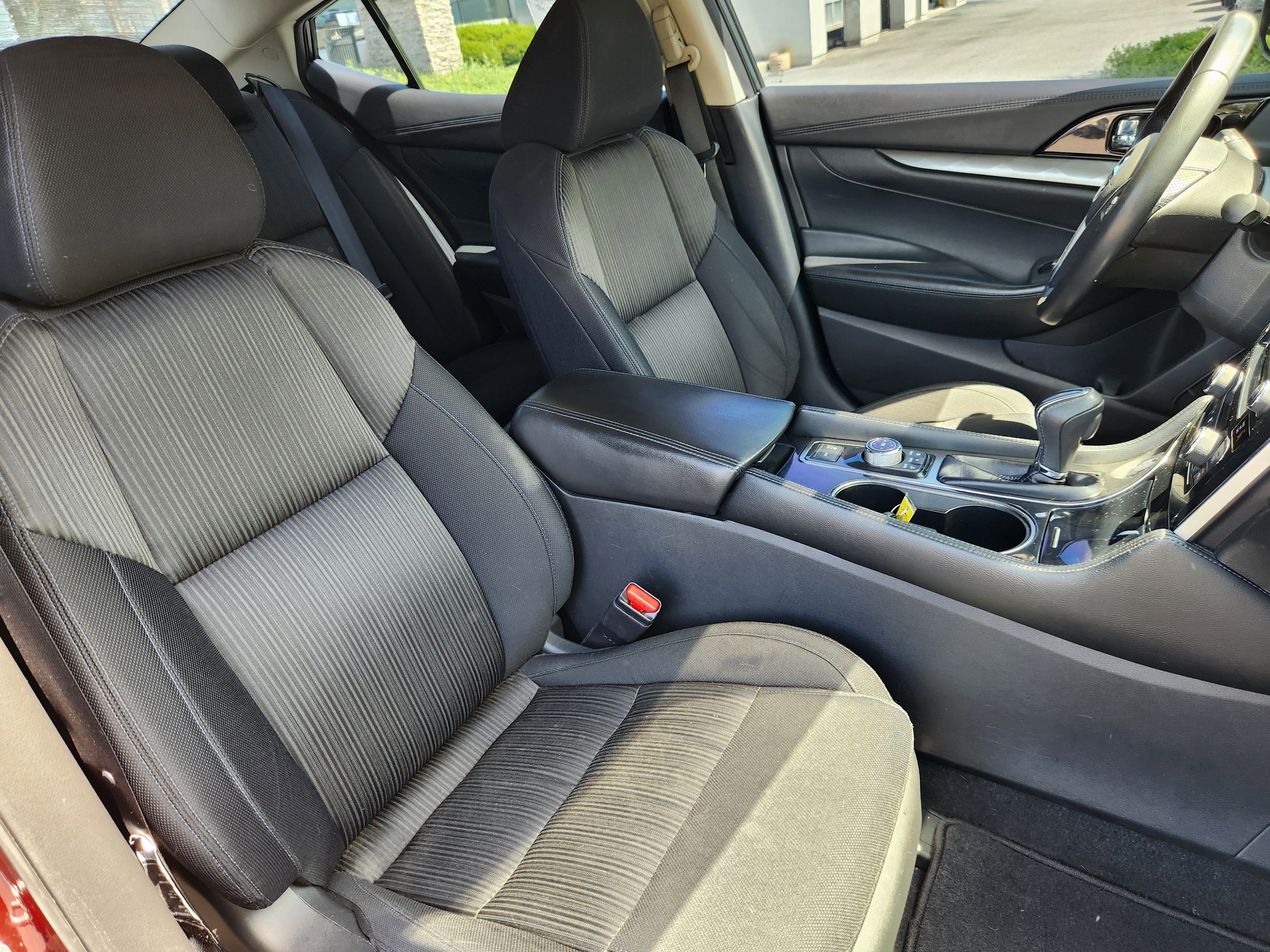 2020 Nissan Maxima S