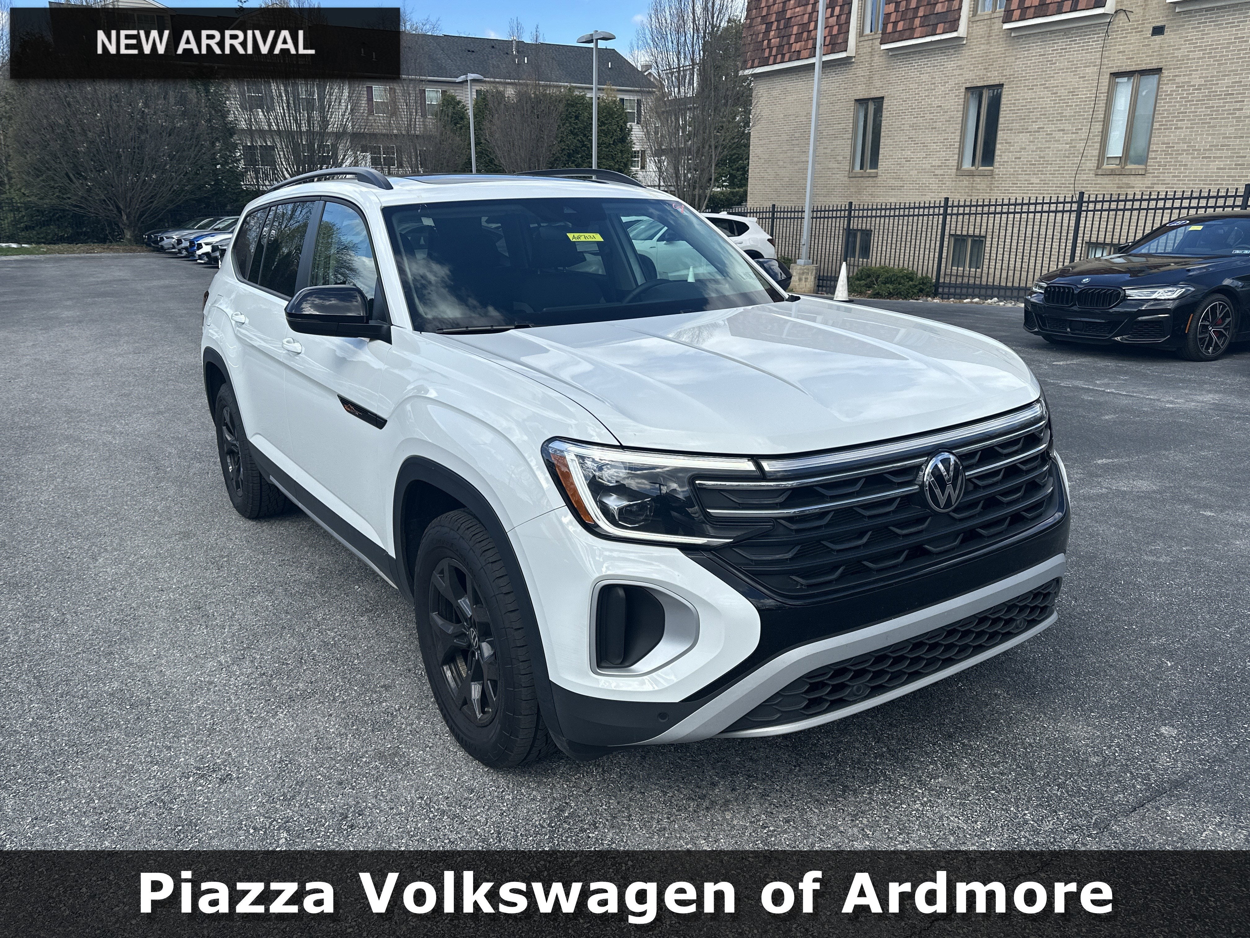 2025 Volkswagen Atlas 2.0T Peak Edition