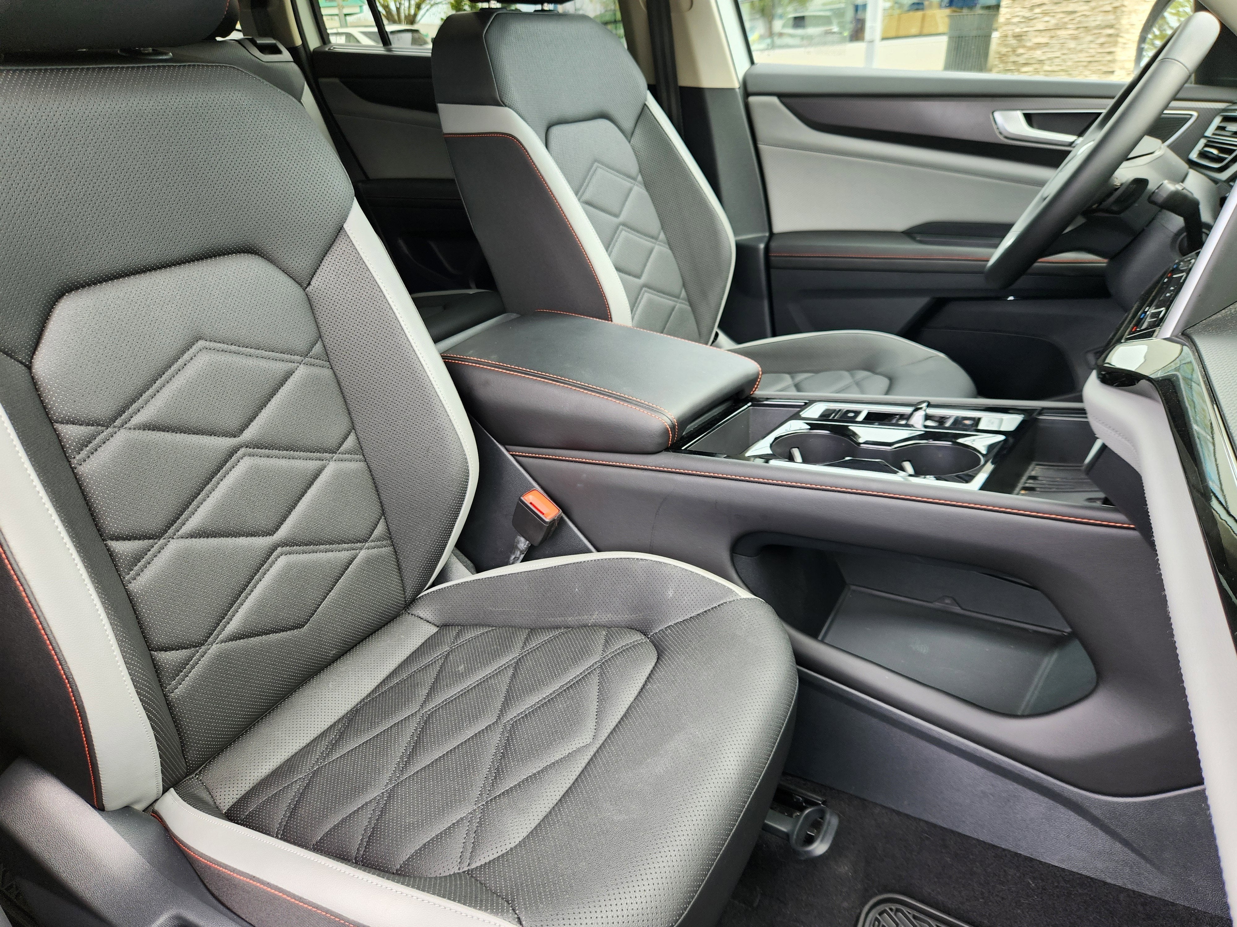 2025 Volkswagen Atlas 2.0T Peak Edition