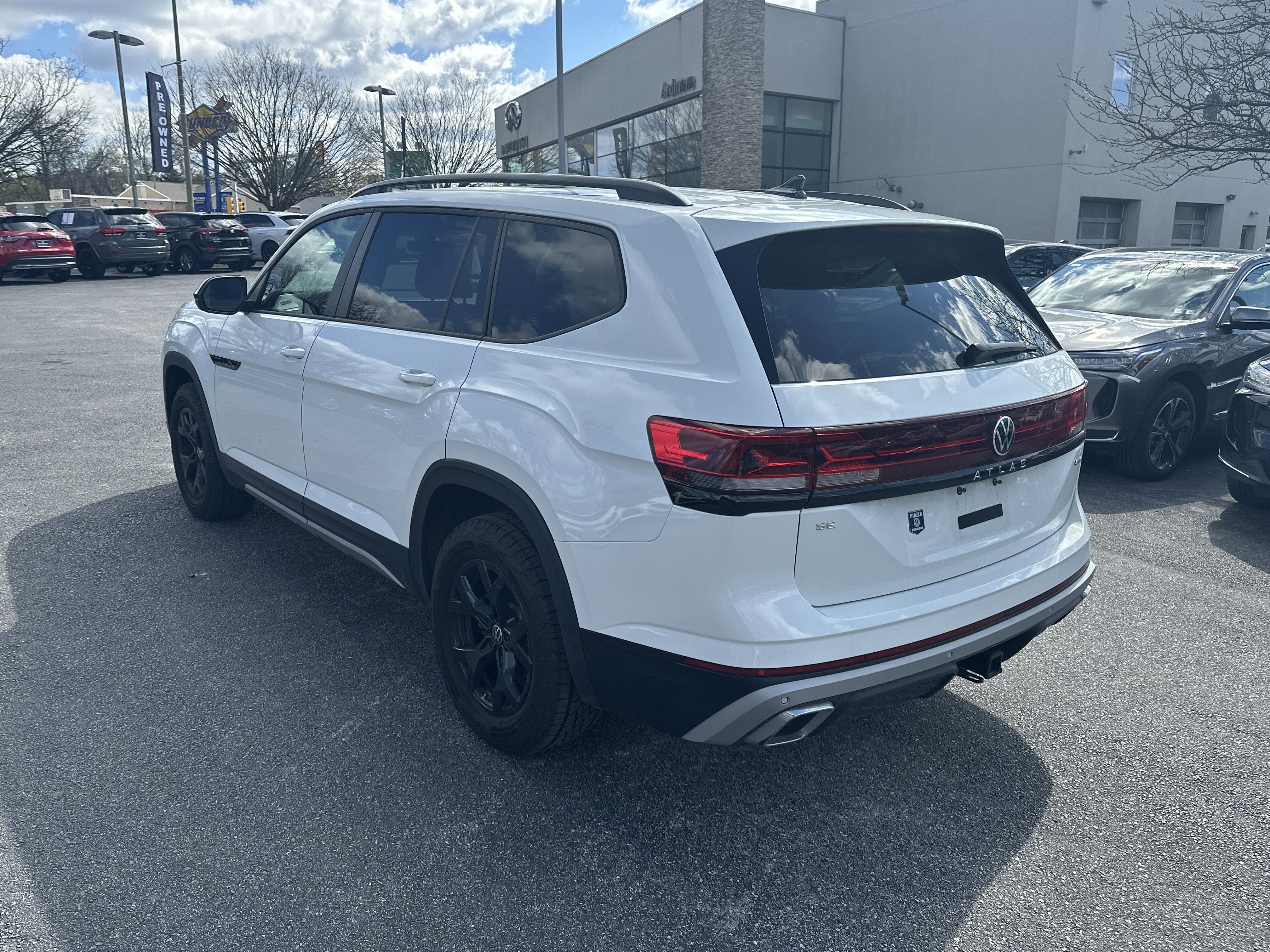 2025 Volkswagen Atlas 2.0T Peak Edition