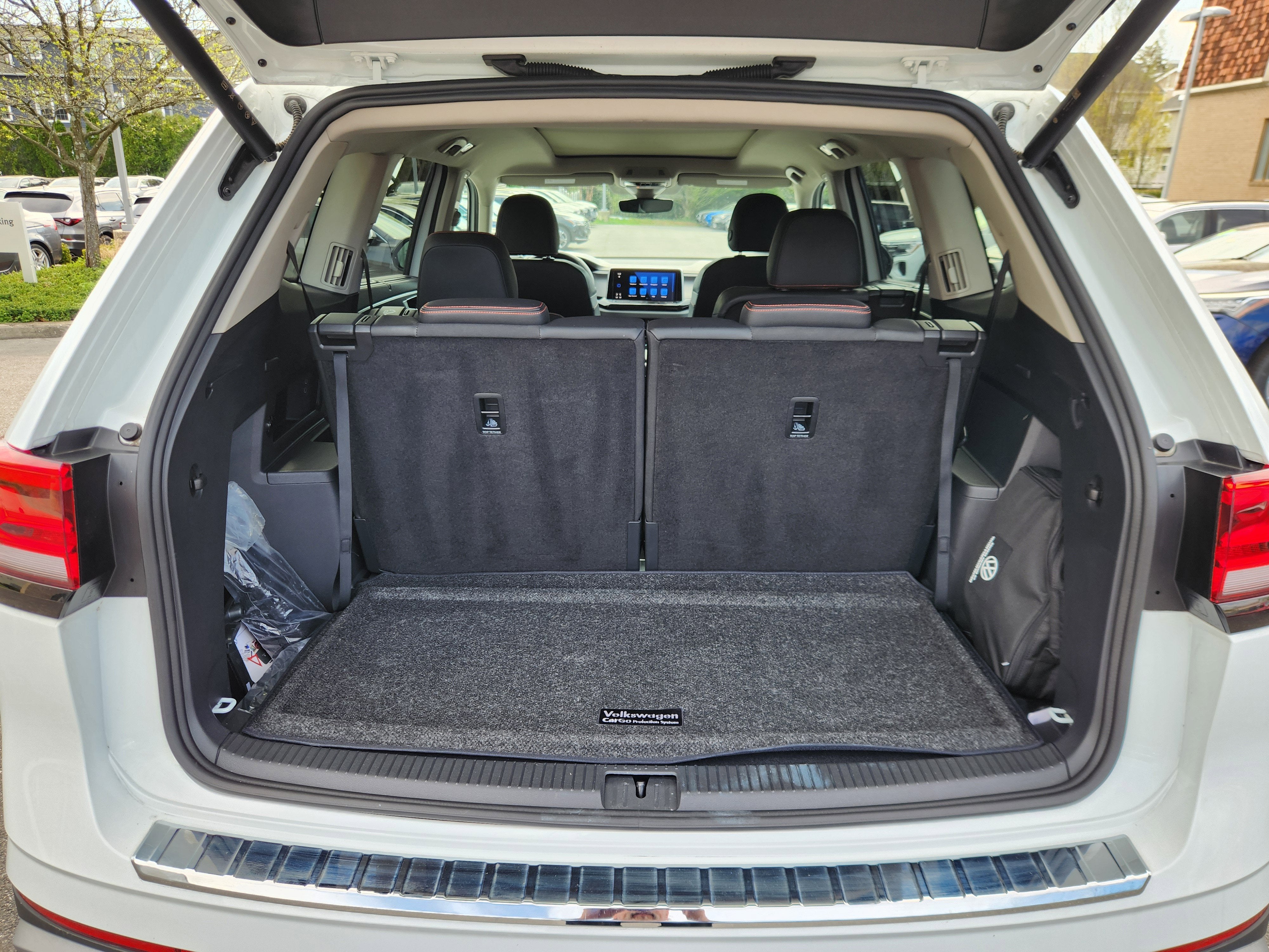 2025 Volkswagen Atlas 2.0T Peak Edition