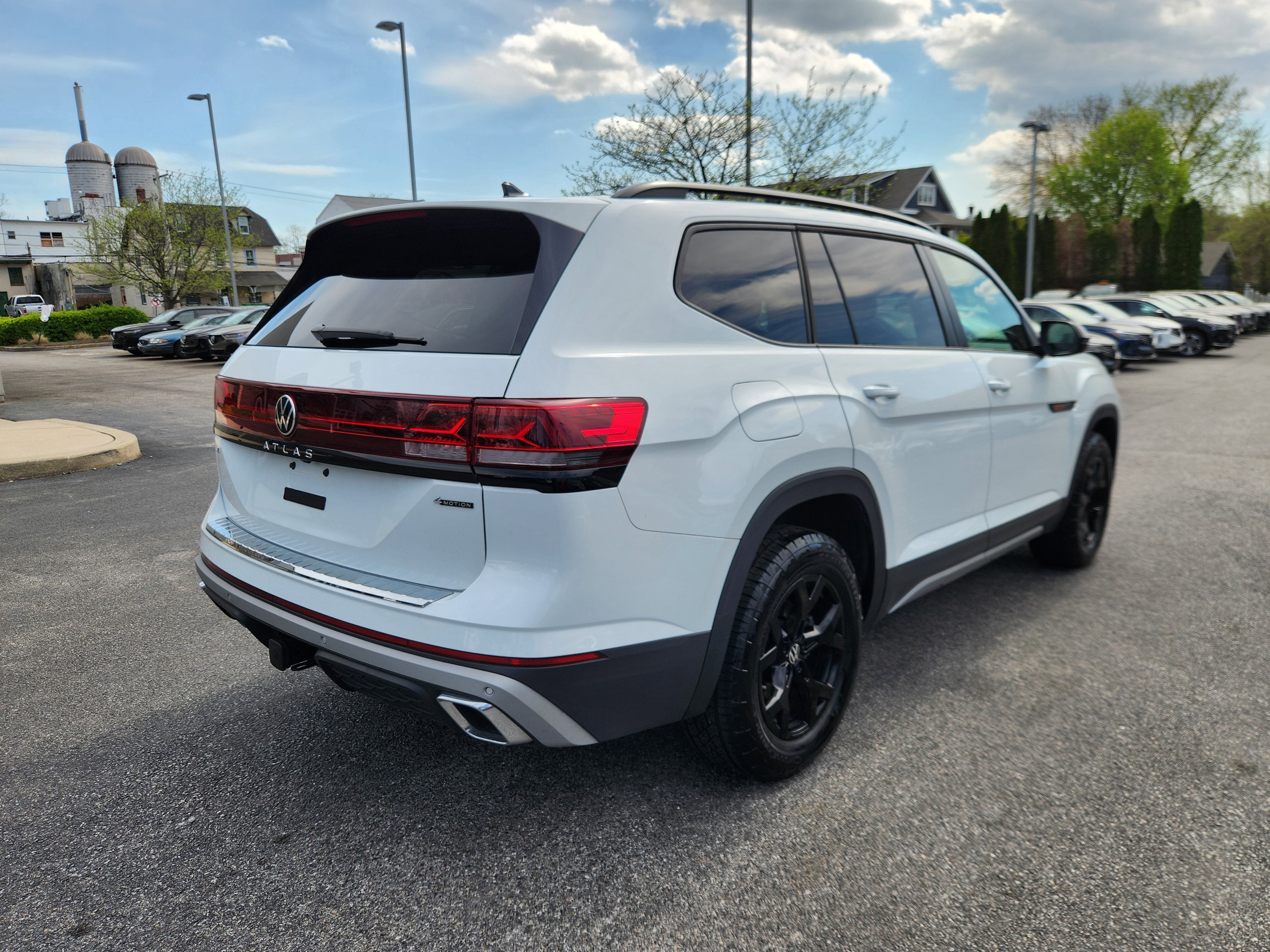 2025 Volkswagen Atlas 2.0T Peak Edition