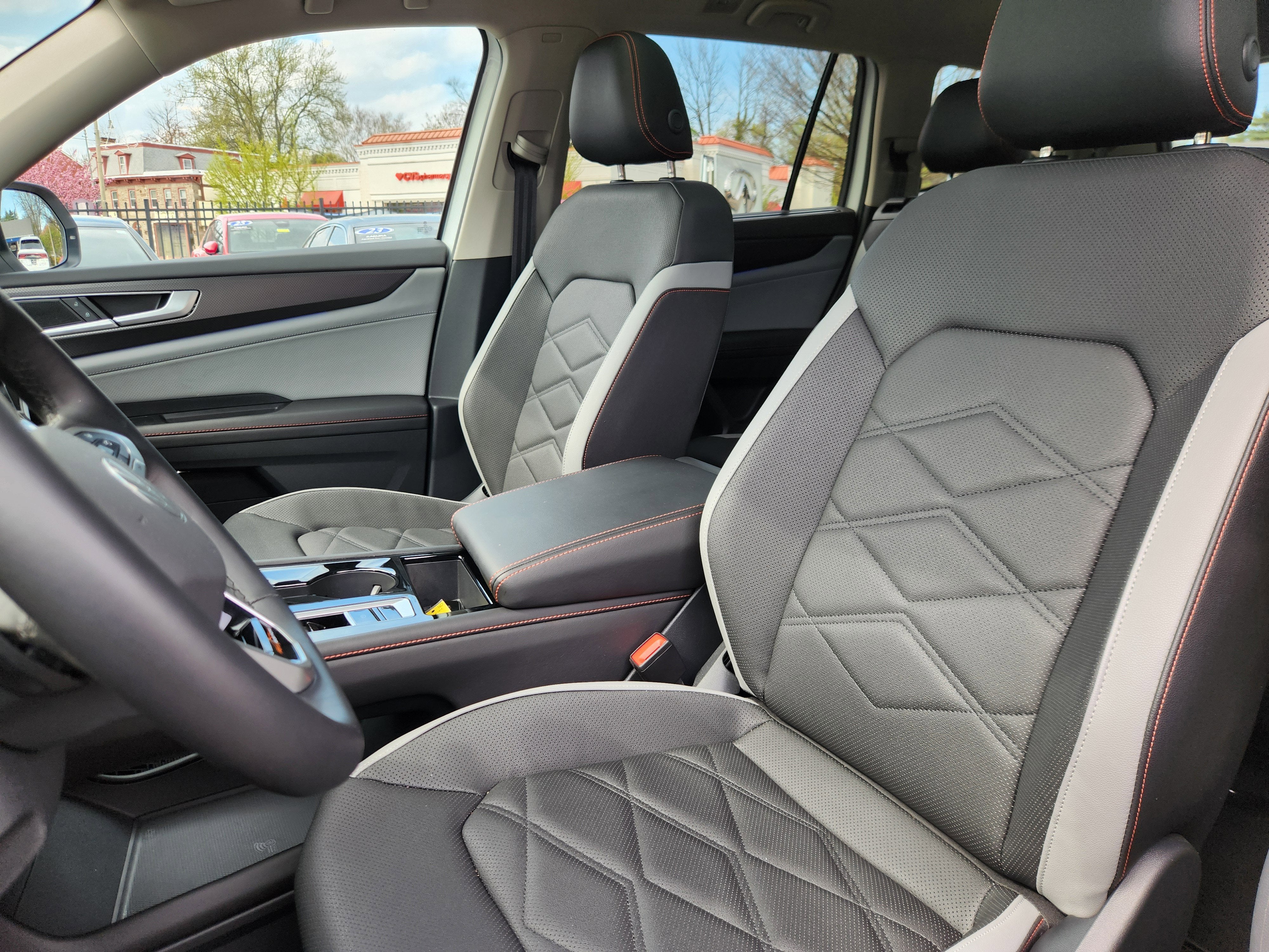 2025 Volkswagen Atlas 2.0T Peak Edition