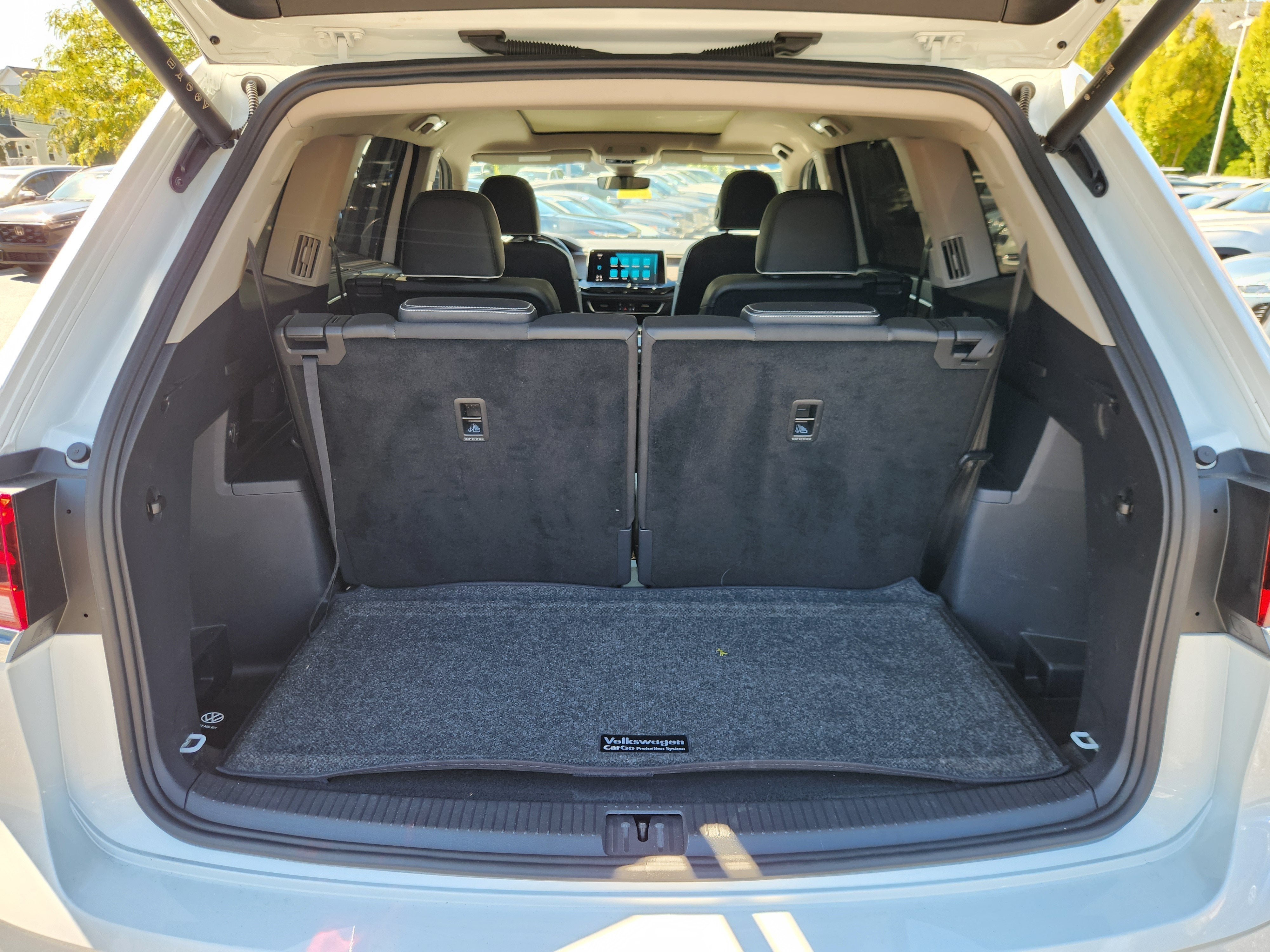 2024 Volkswagen Atlas 2.0T SEL Premium R-Line