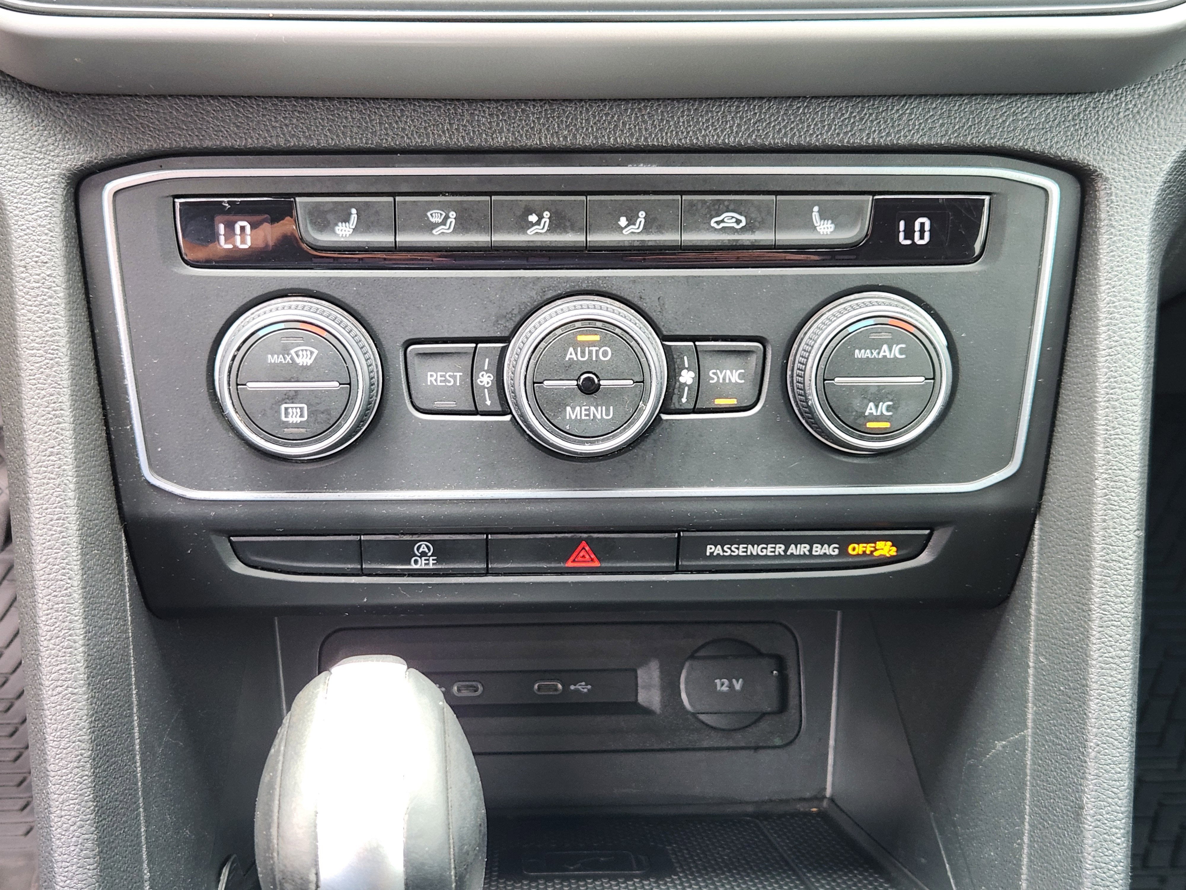 2021 Volkswagen Atlas 3.6L V6 SE w/Technology