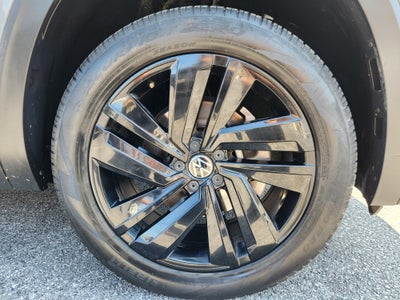 2022 Volkswagen Atlas Cross Sport 3.6L V6 SE w/Technology