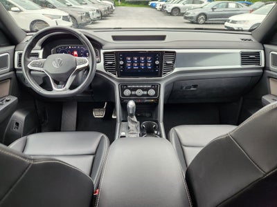 2023 Volkswagen Atlas Cross Sport 2.0T SEL R-Line Black