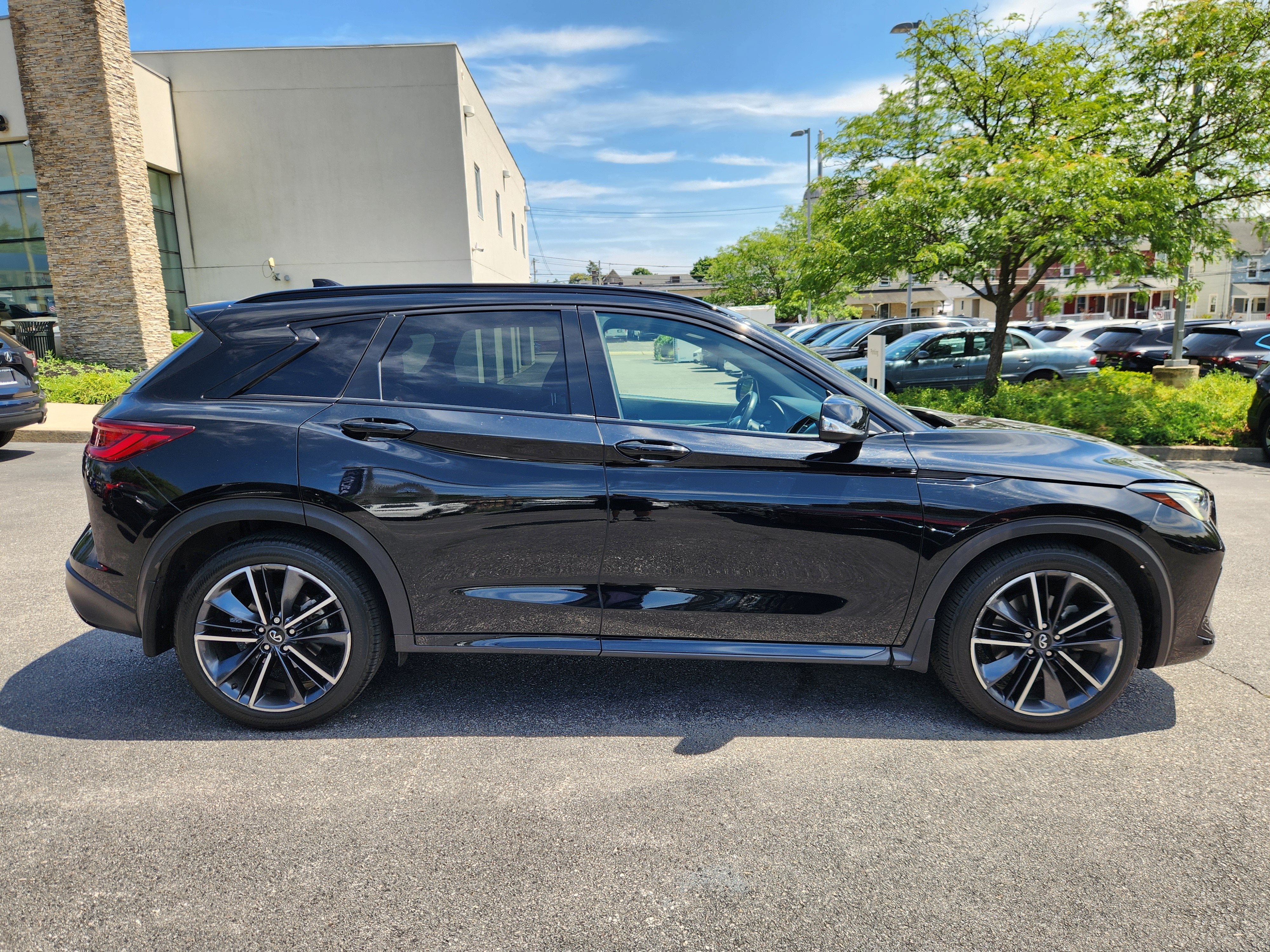2023 INFINITI QX50 SPORT