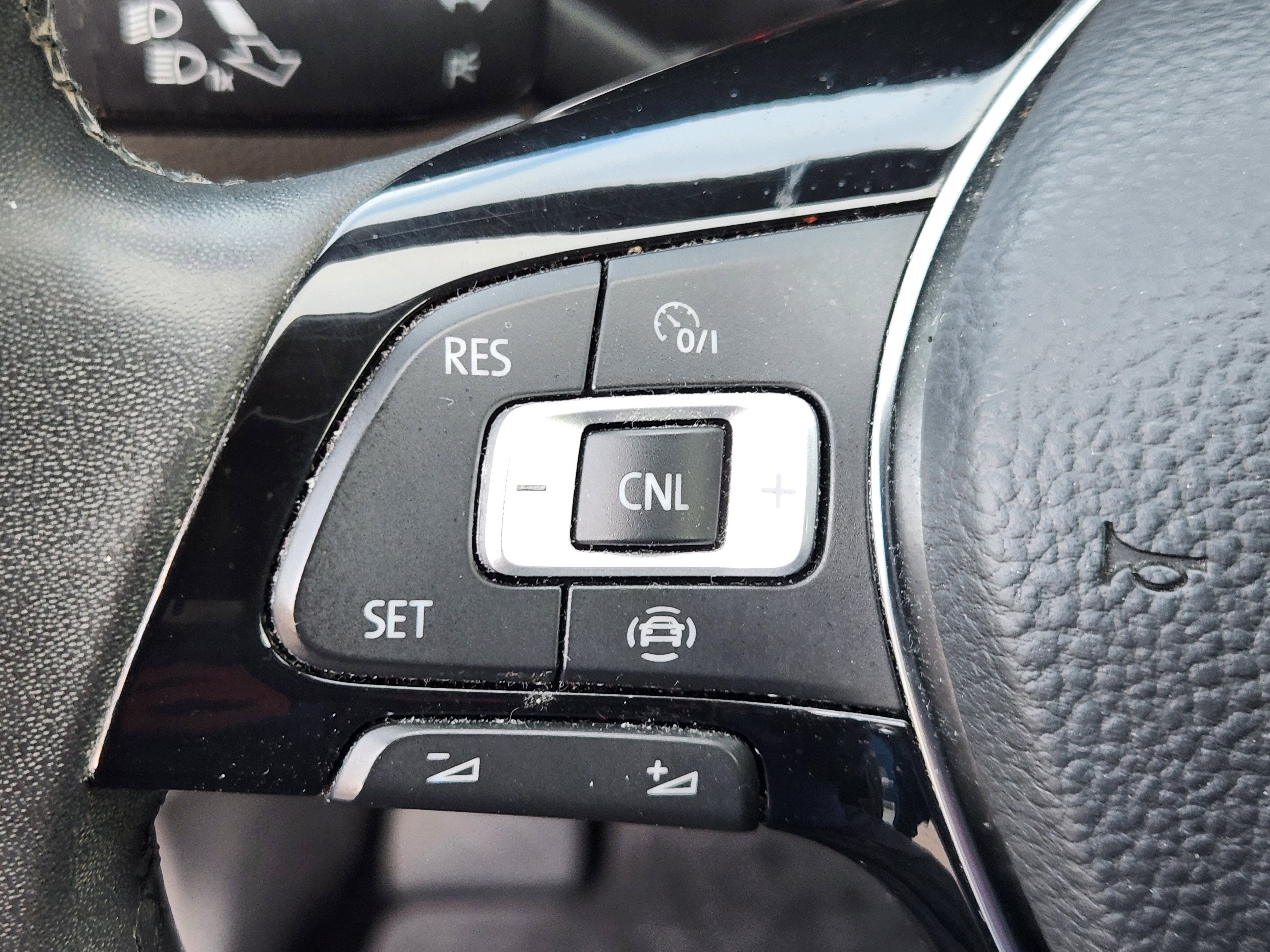 2020 Volkswagen Tiguan Base