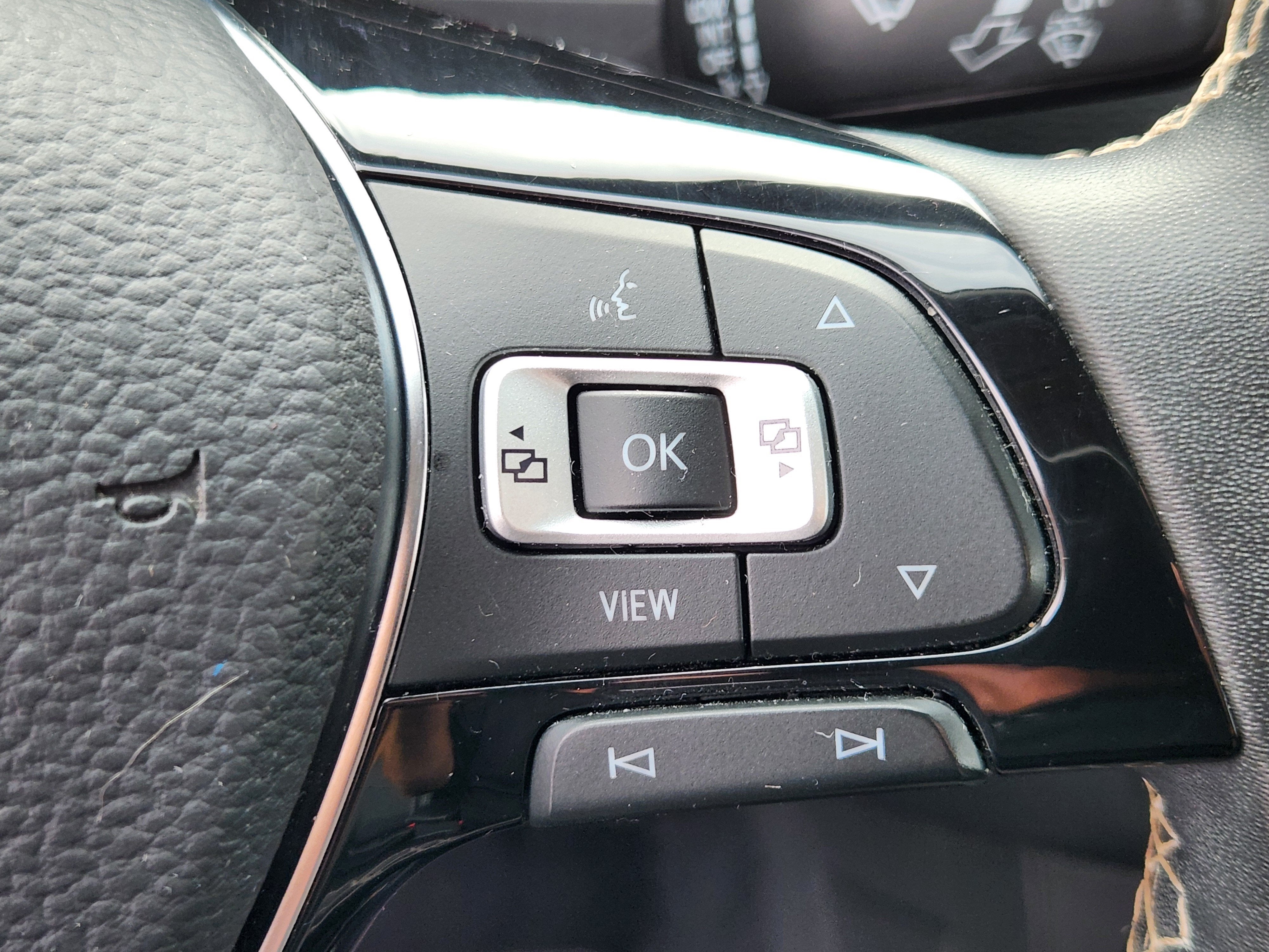 2021 Volkswagen Tiguan Base