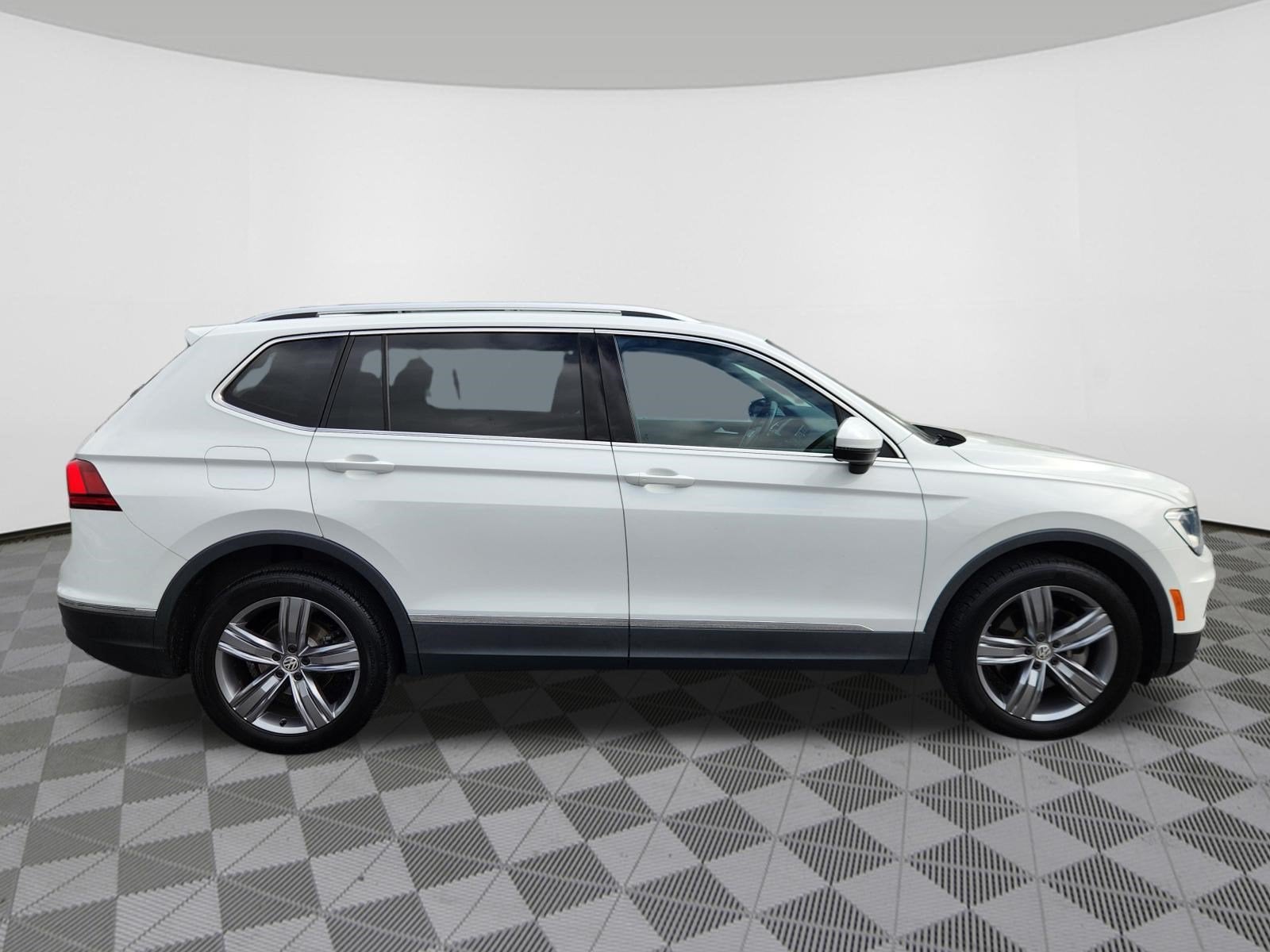 2021 Volkswagen Tiguan Base