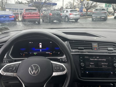 2022 Volkswagen Tiguan SE