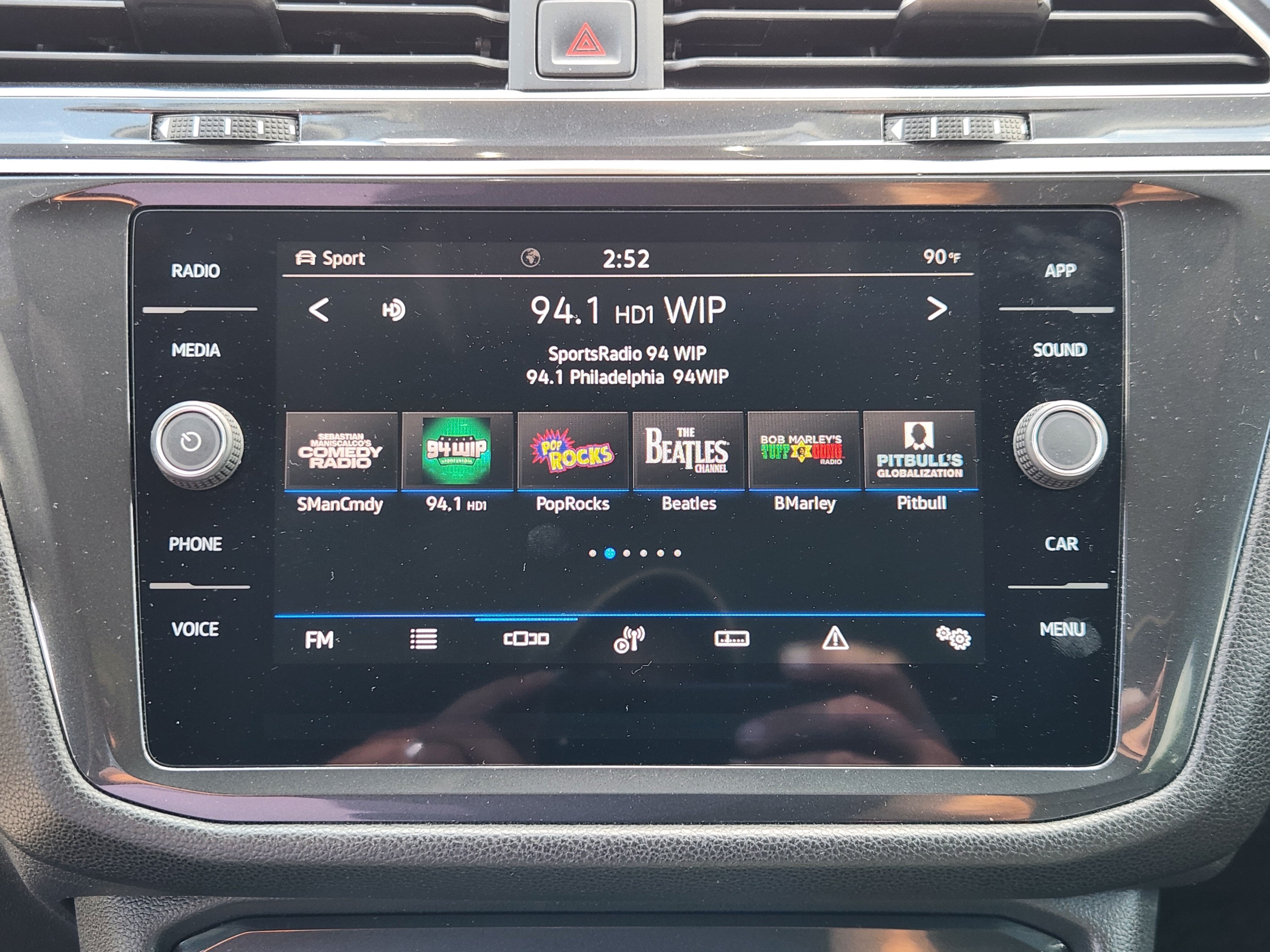 2023 Volkswagen Tiguan SE
