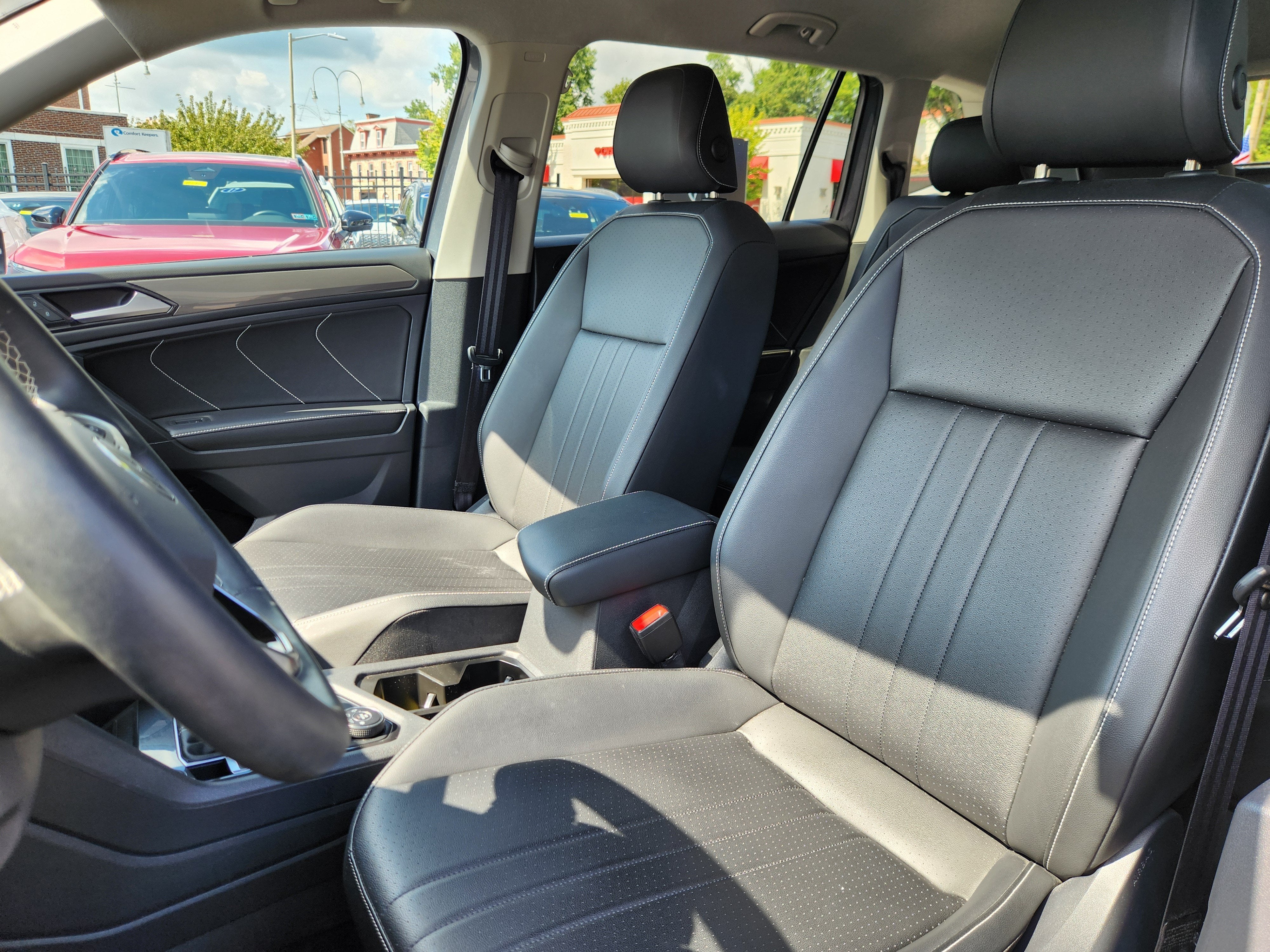 2023 Volkswagen Tiguan SE