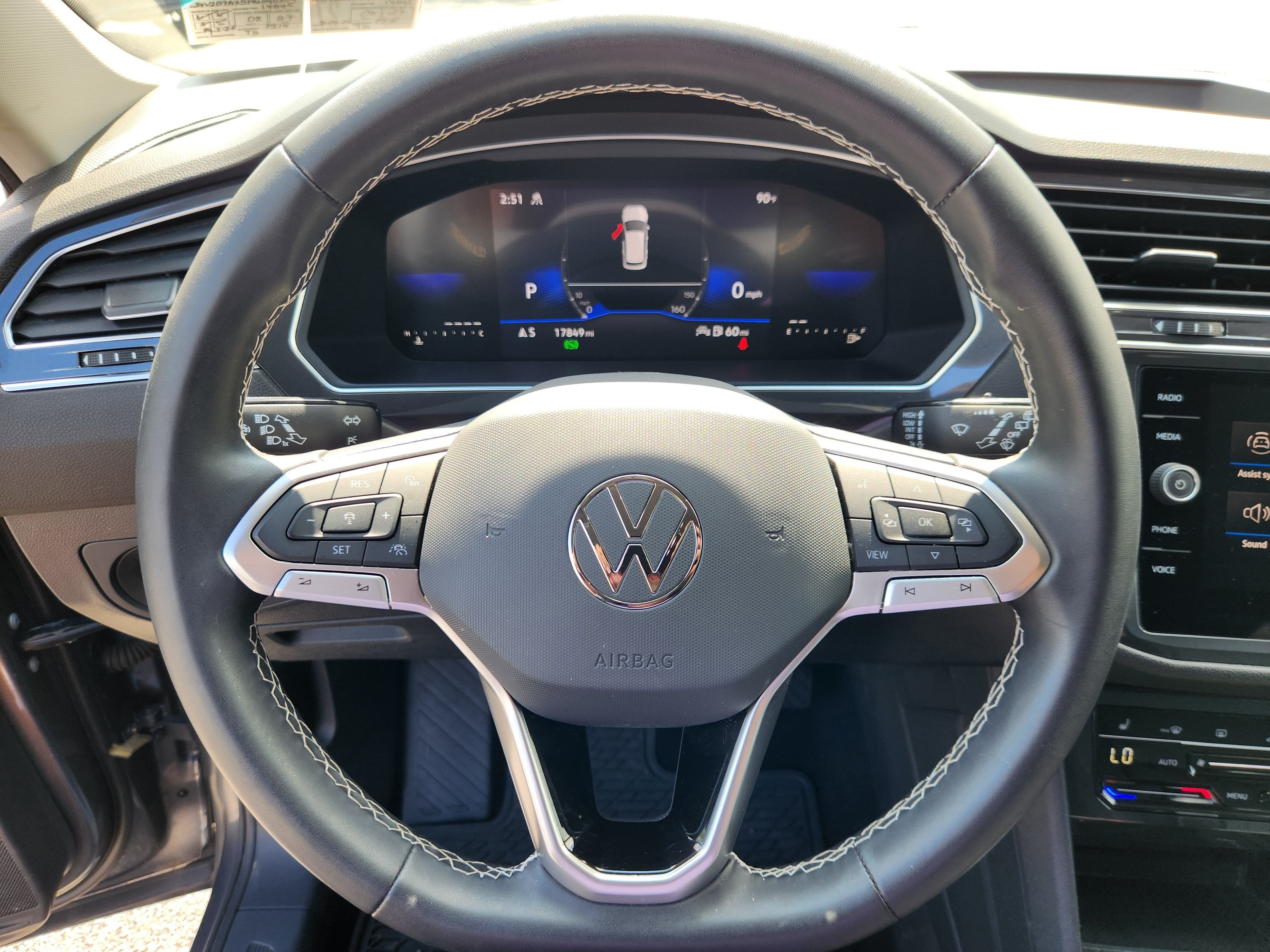 2023 Volkswagen Tiguan SE