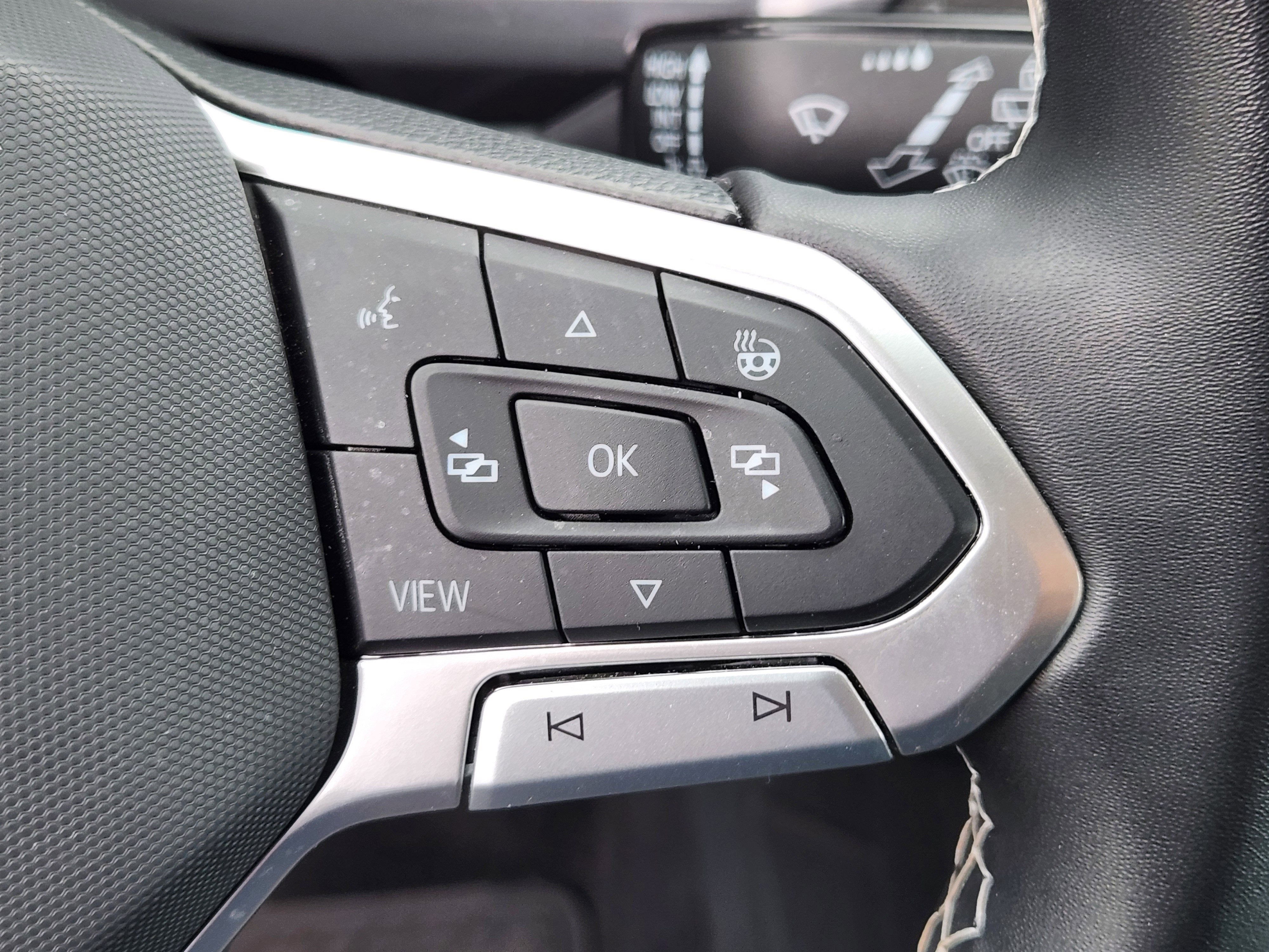 2023 Volkswagen Tiguan SEL R-Line