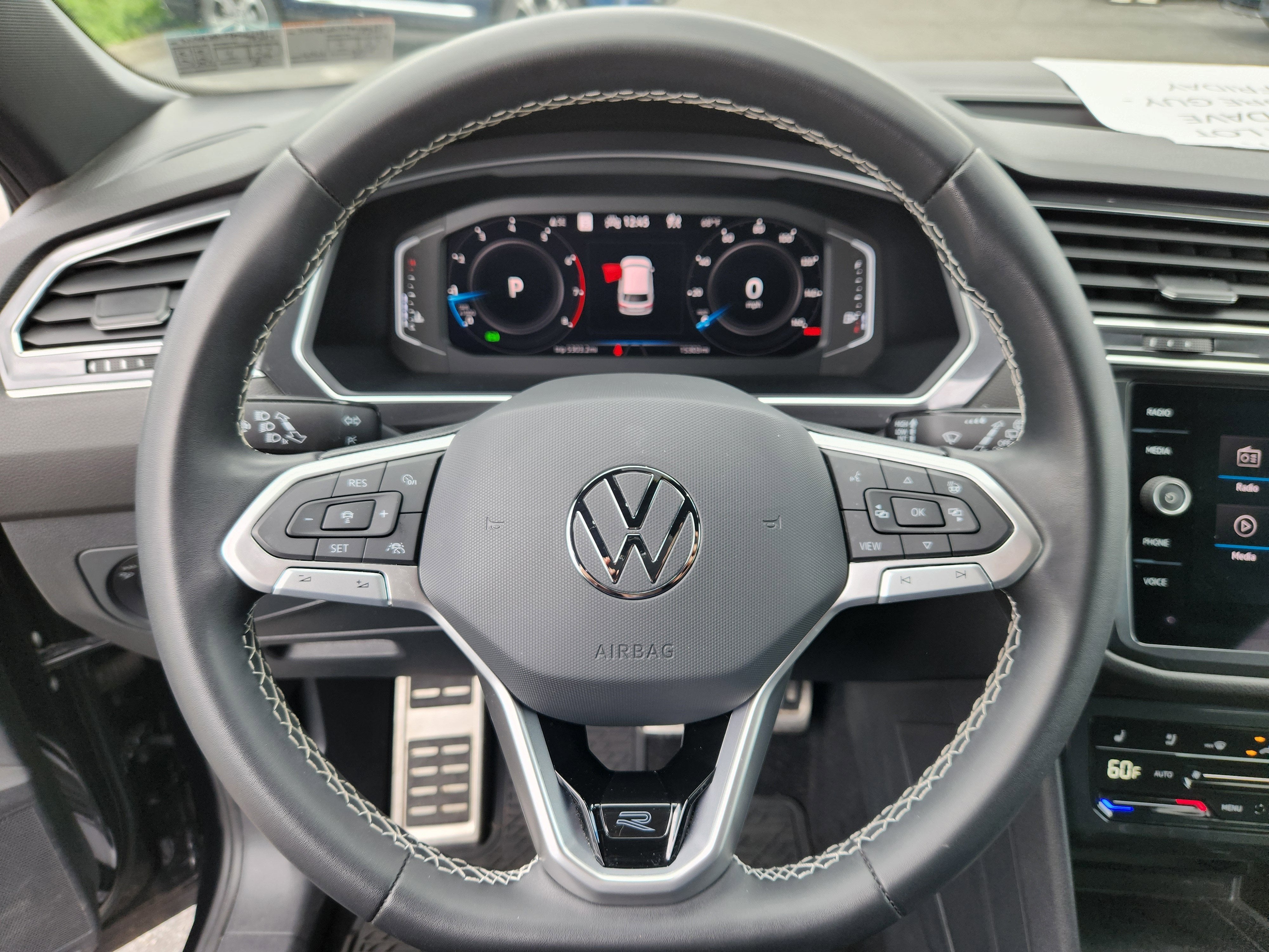 2023 Volkswagen Tiguan SEL R-Line