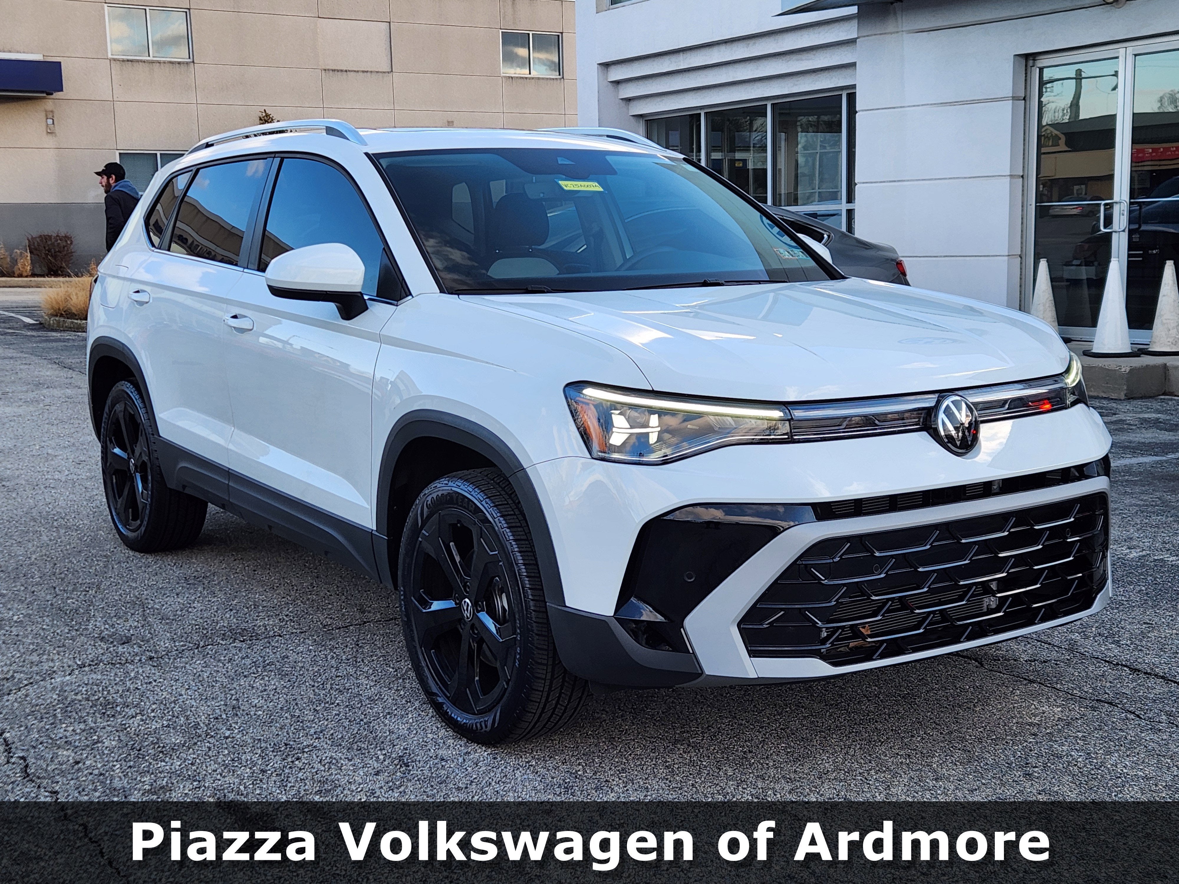 2025 Volkswagen Taos SEL