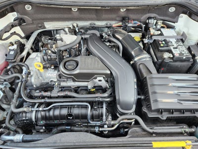 2025 Volkswagen Taos SEL