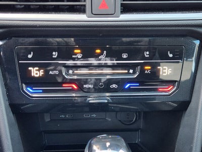 2025 Volkswagen Taos SEL