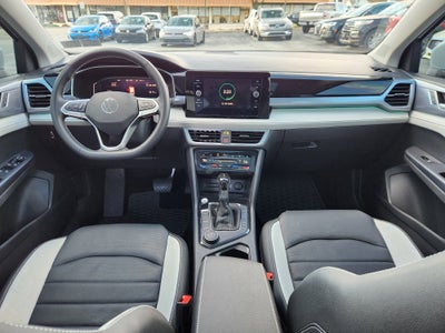 2025 Volkswagen Taos SEL