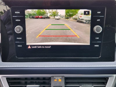 2025 Volkswagen Taos SEL