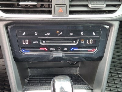 2025 Volkswagen Taos SEL