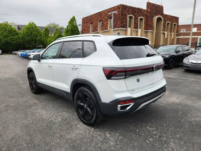 2025 Volkswagen Taos SEL