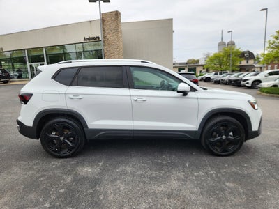2025 Volkswagen Taos SEL
