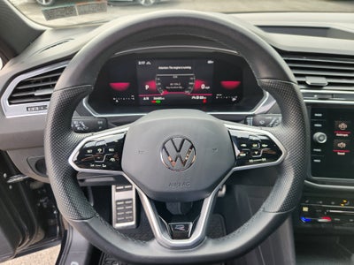 2022 Volkswagen Tiguan SE R-Line Black