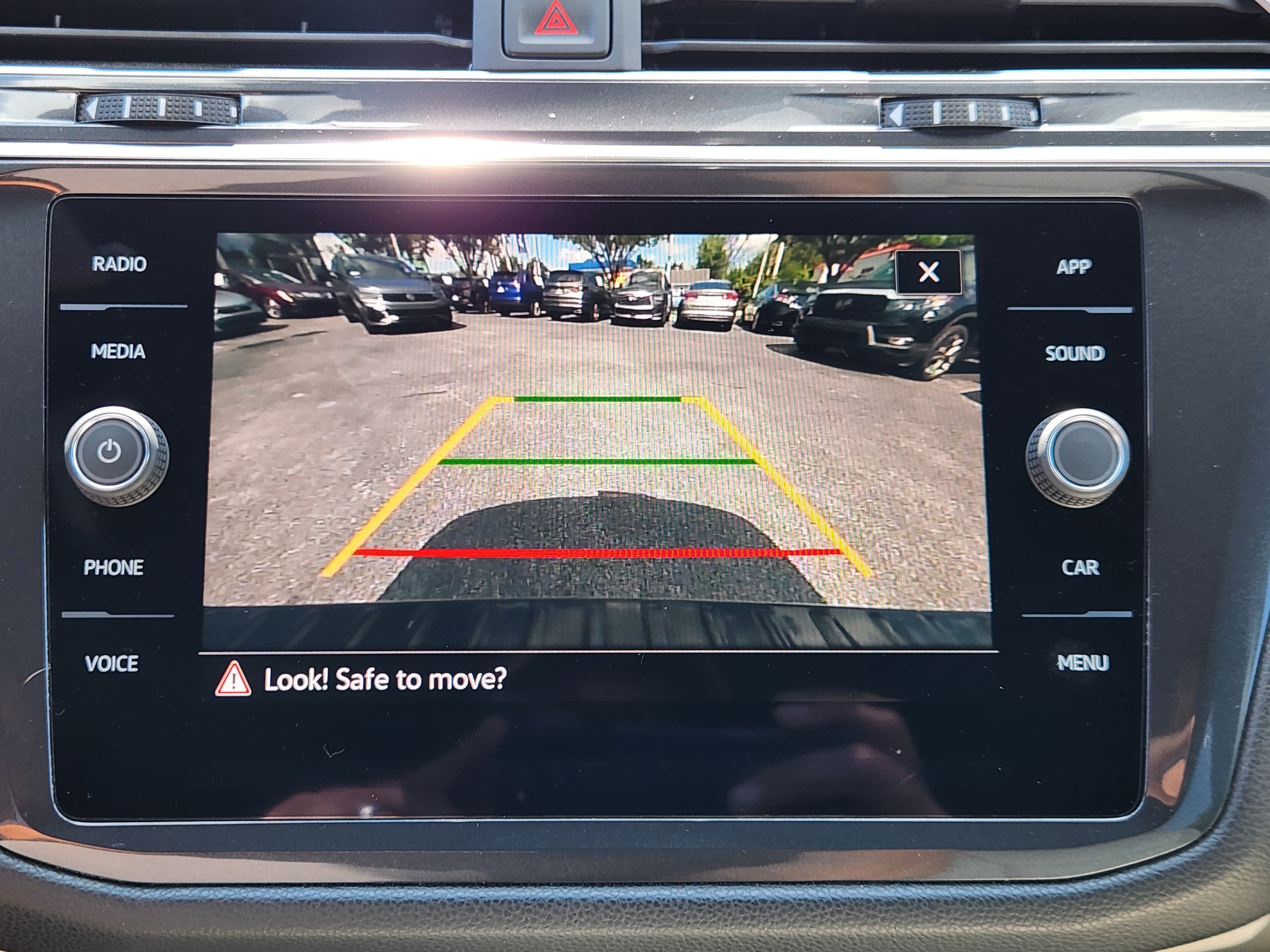 2023 Volkswagen Tiguan SE R-Line Black