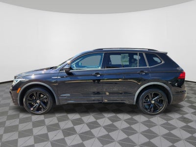 2023 Volkswagen Tiguan SE R-Line Black