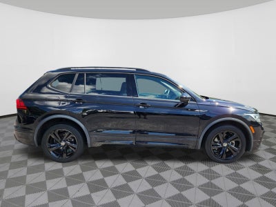 2023 Volkswagen Tiguan SE R-Line Black