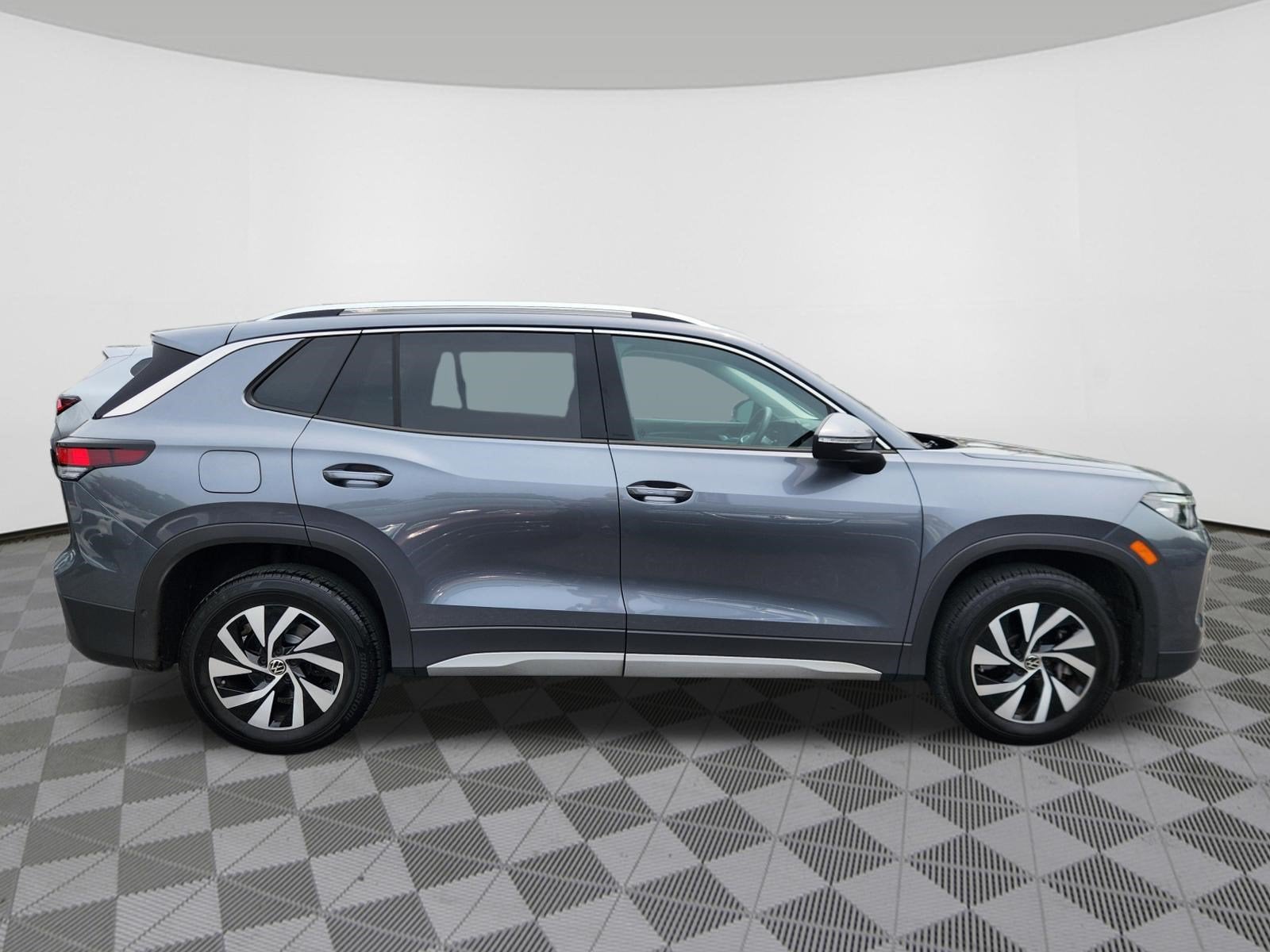 2025 Volkswagen Tiguan S