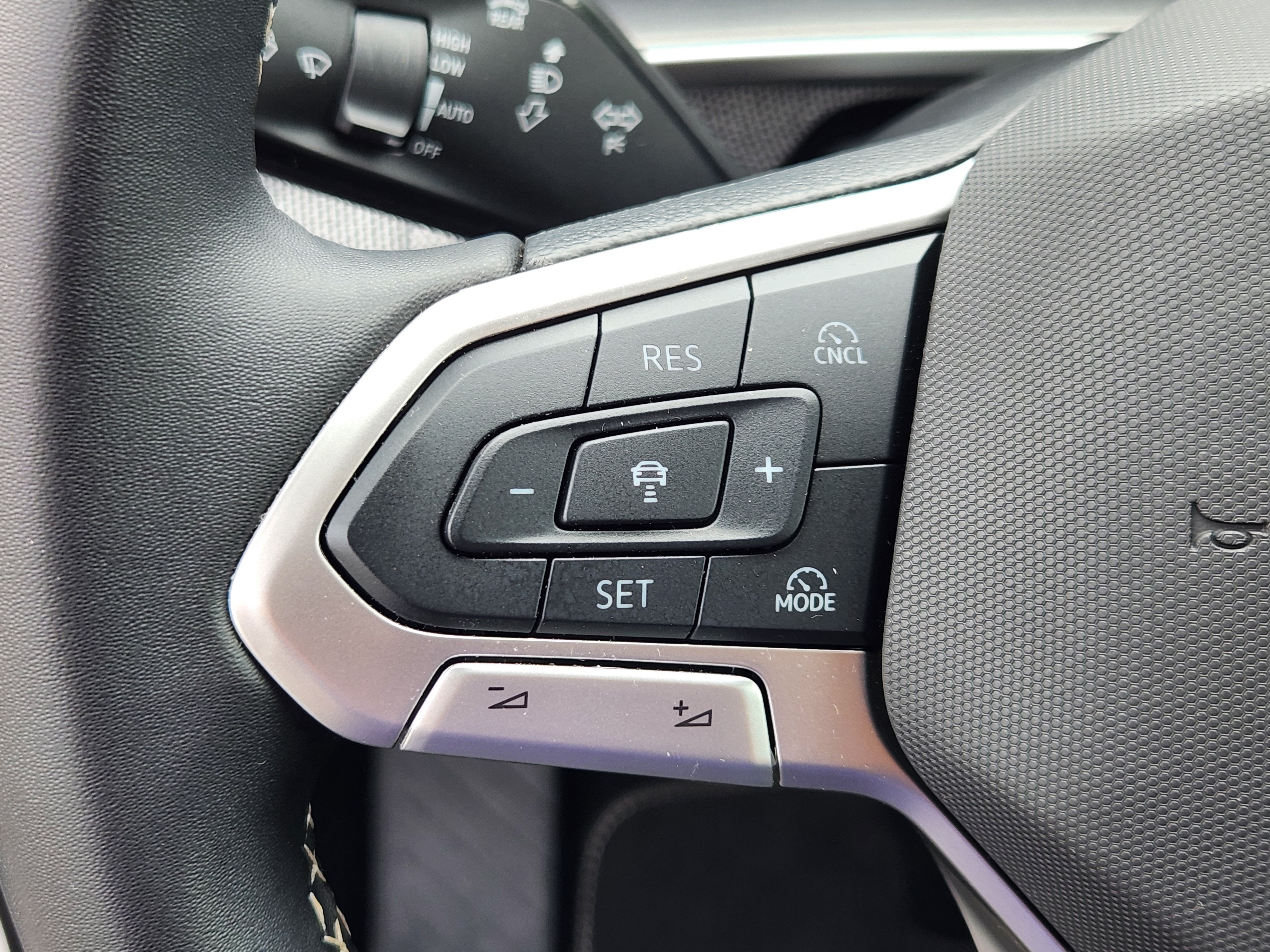 2025 Volkswagen Tiguan S