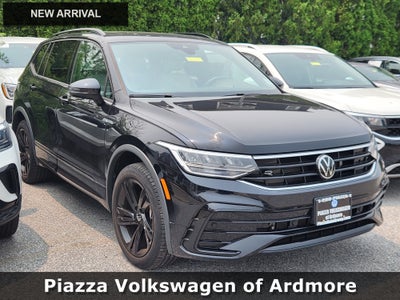 2023 Volkswagen Tiguan SE R-Line Black