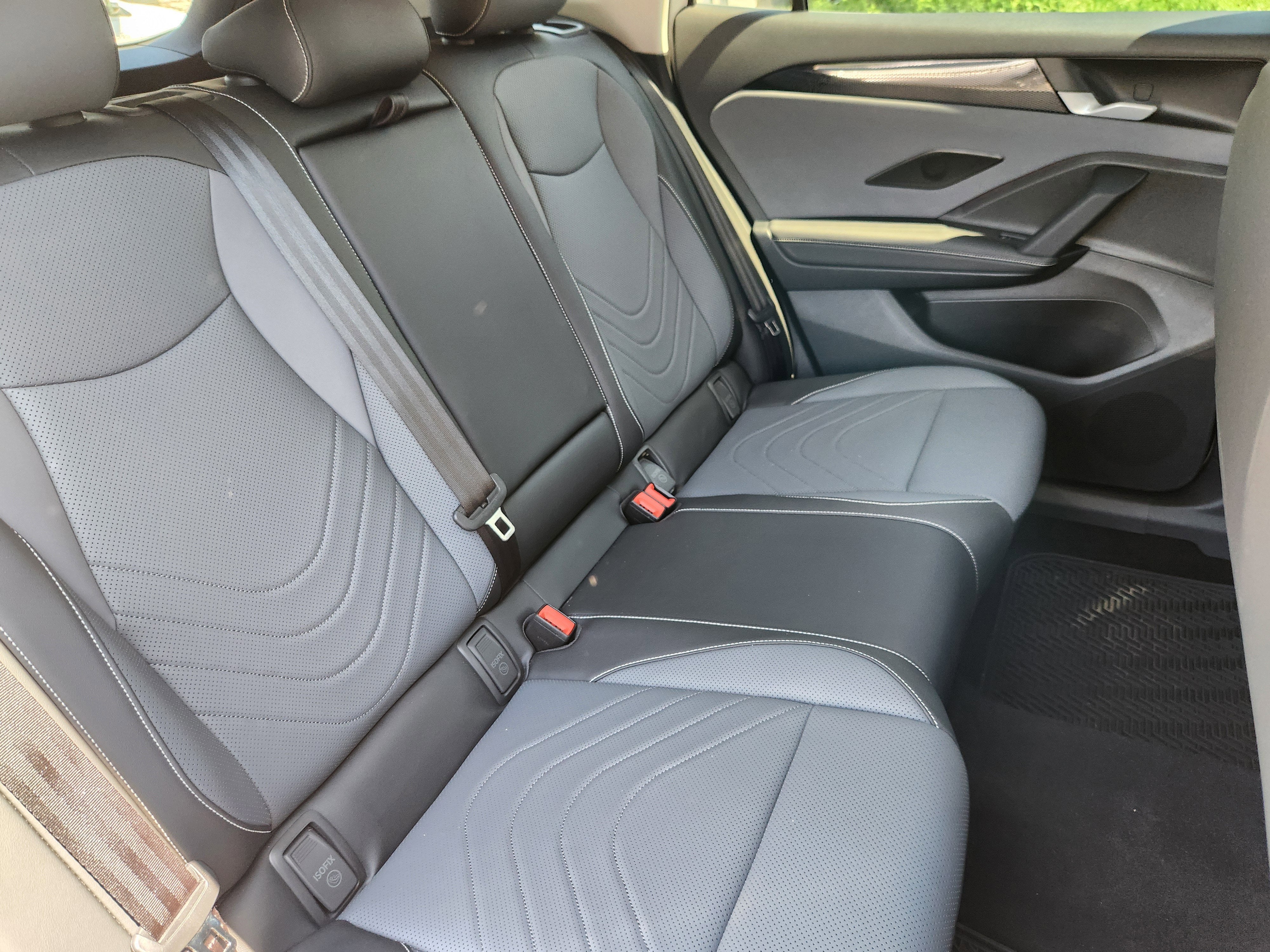 2025 Volkswagen Tiguan SE