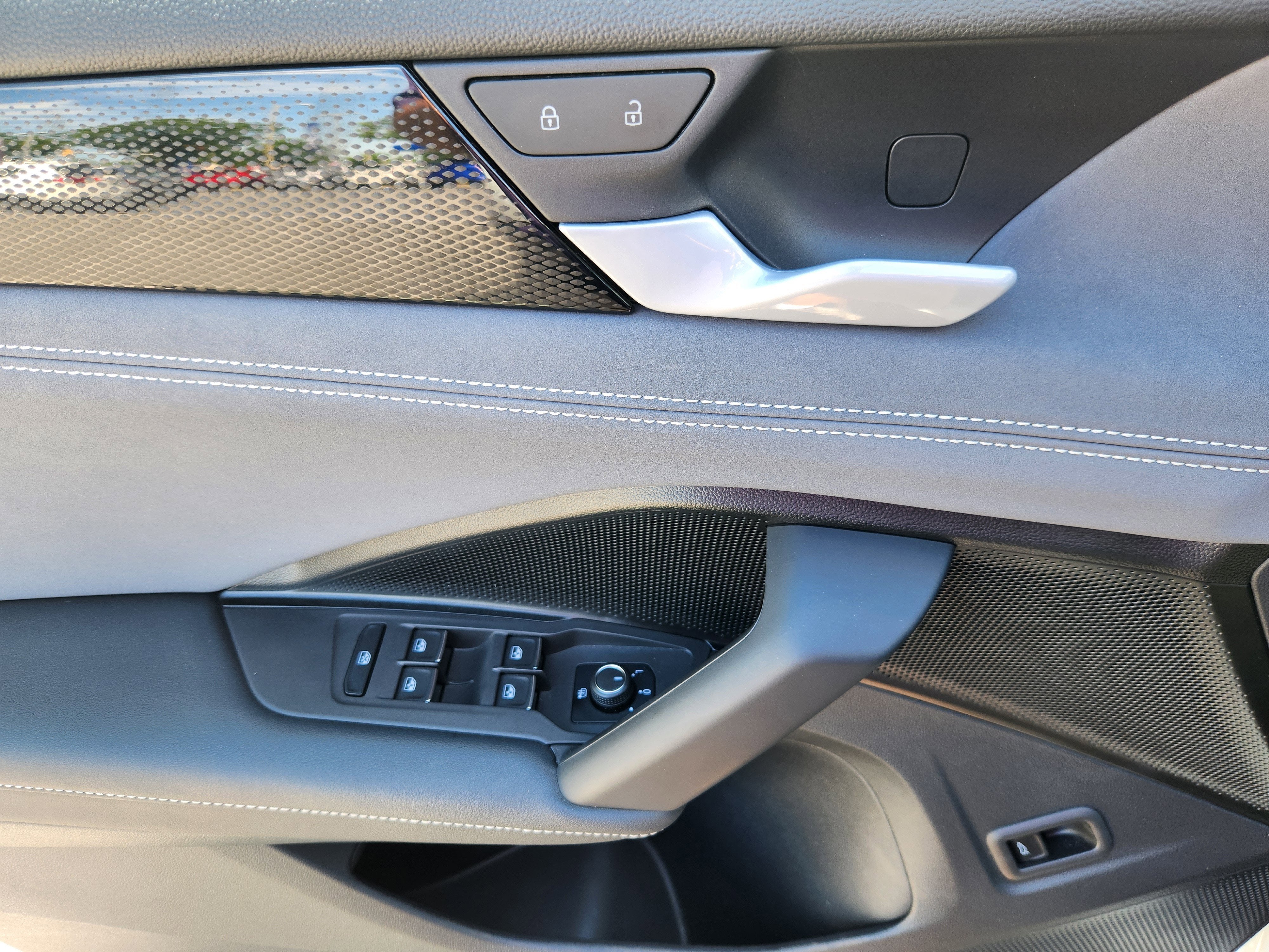 2025 Volkswagen Tiguan SE