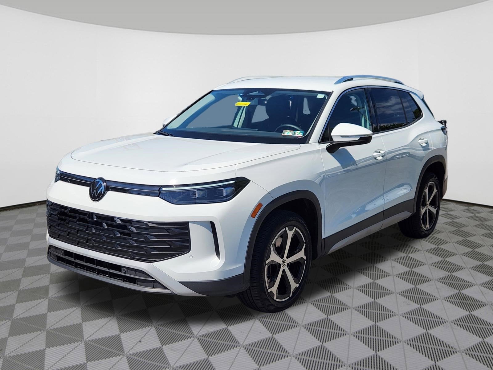 2025 Volkswagen Tiguan SE