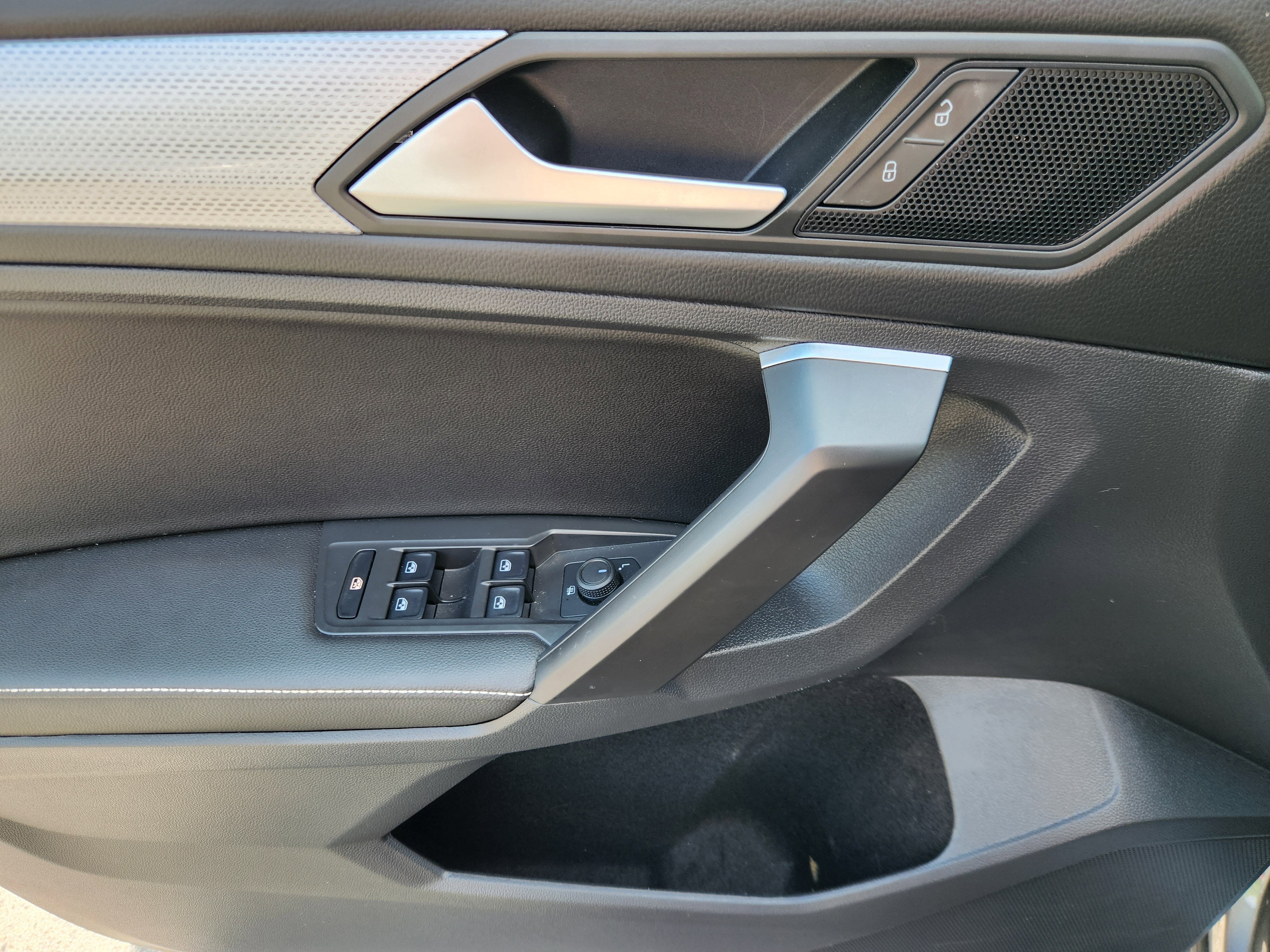 2023 Volkswagen Tiguan S