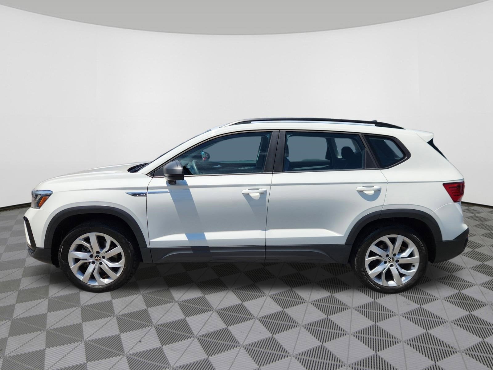 2023 Volkswagen Taos S