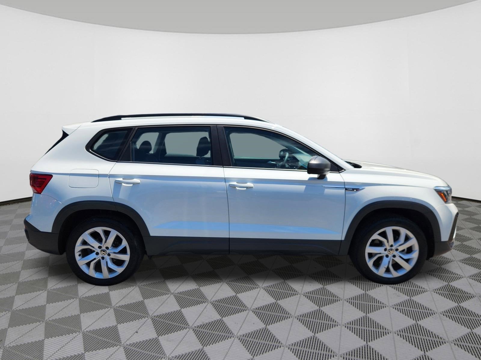 2023 Volkswagen Taos S