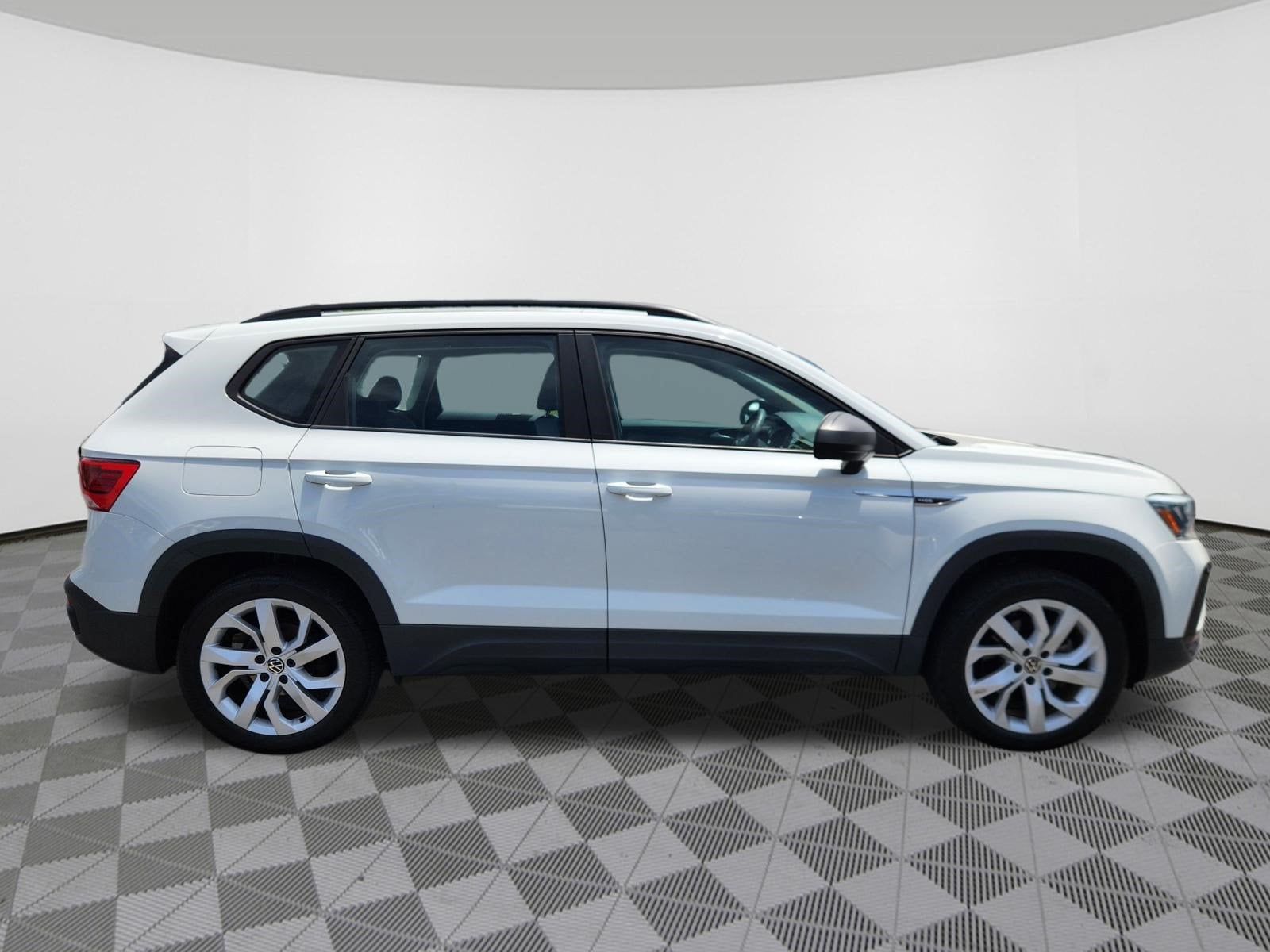 2023 Volkswagen Taos S