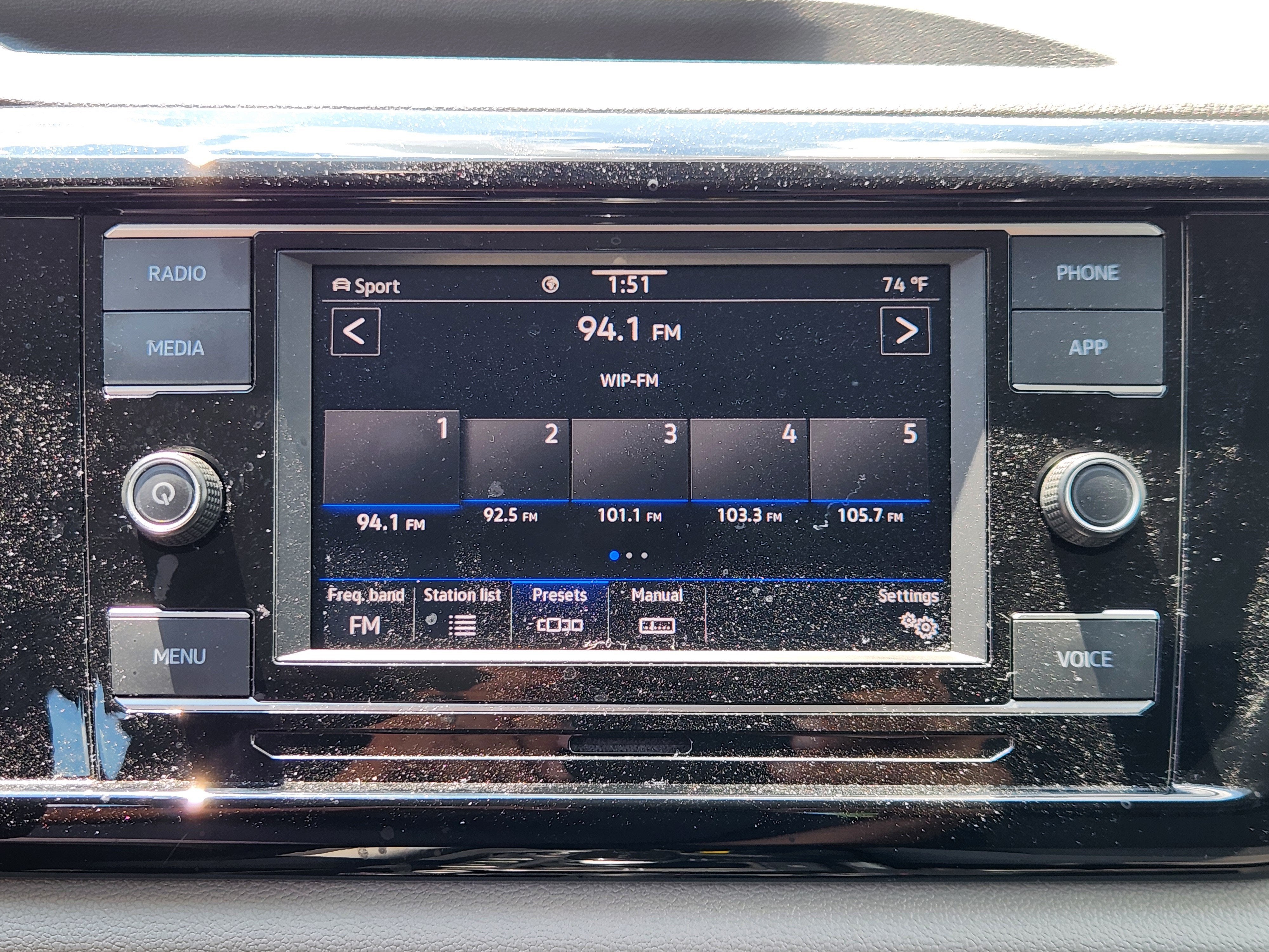 2023 Volkswagen Taos S