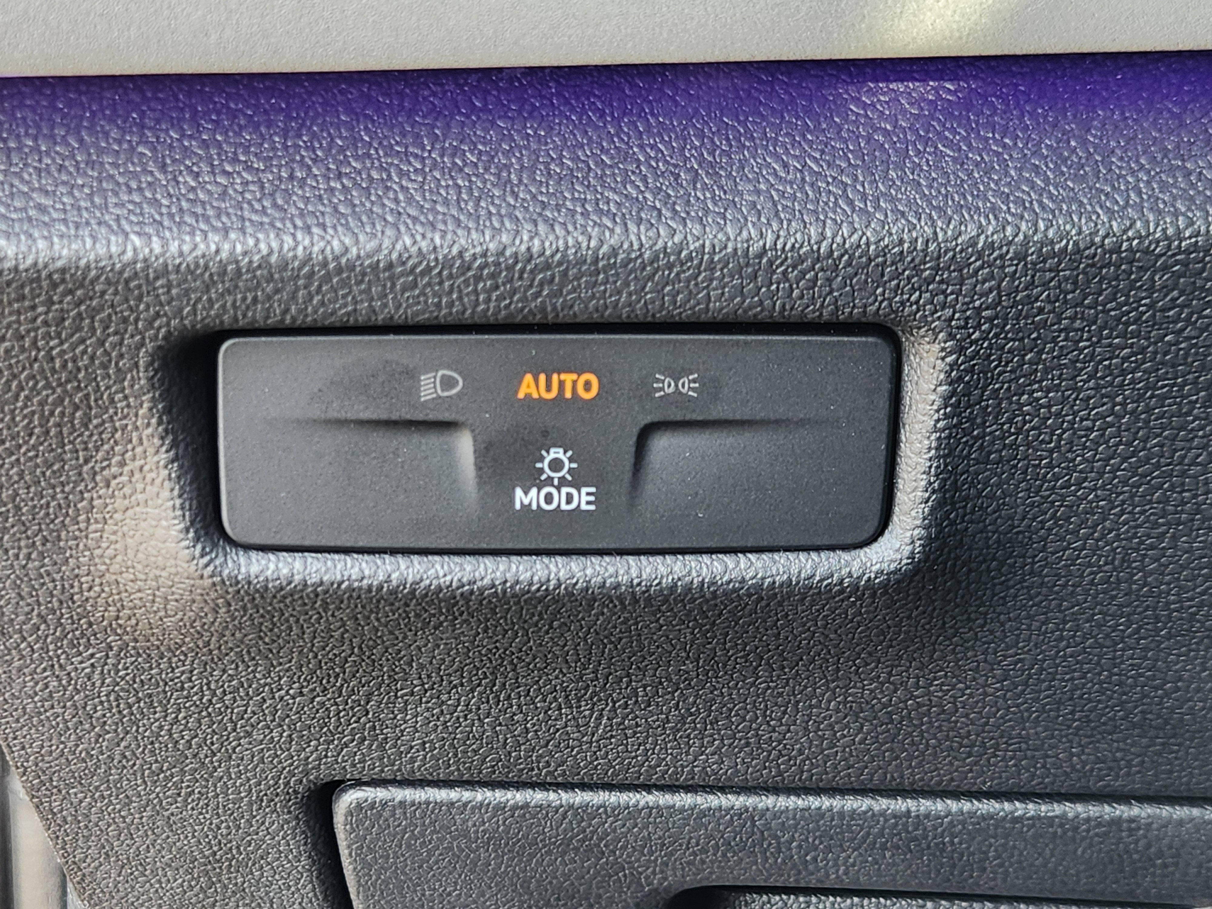 2025 Volkswagen Tiguan SE