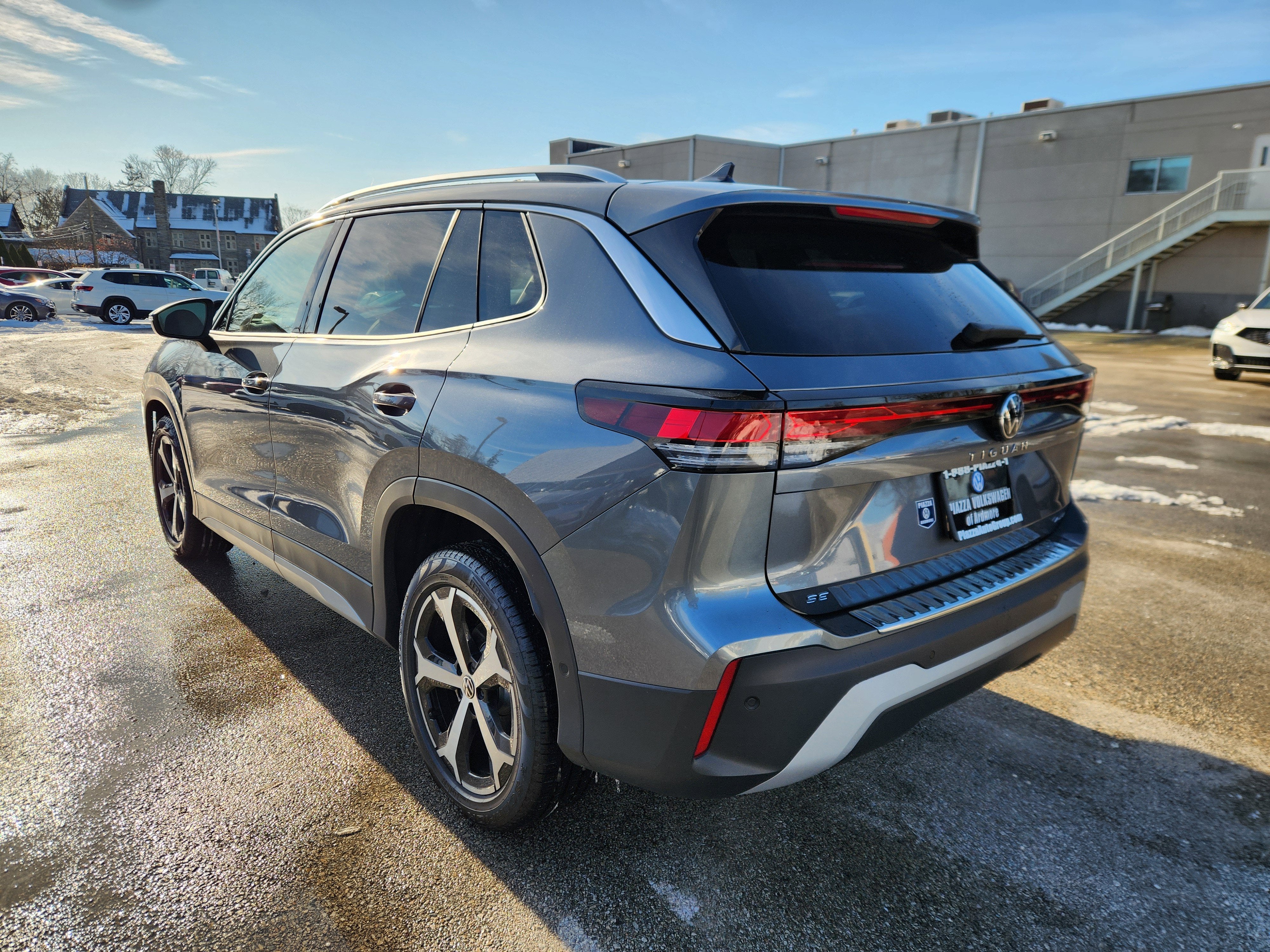 2025 Volkswagen Tiguan SE