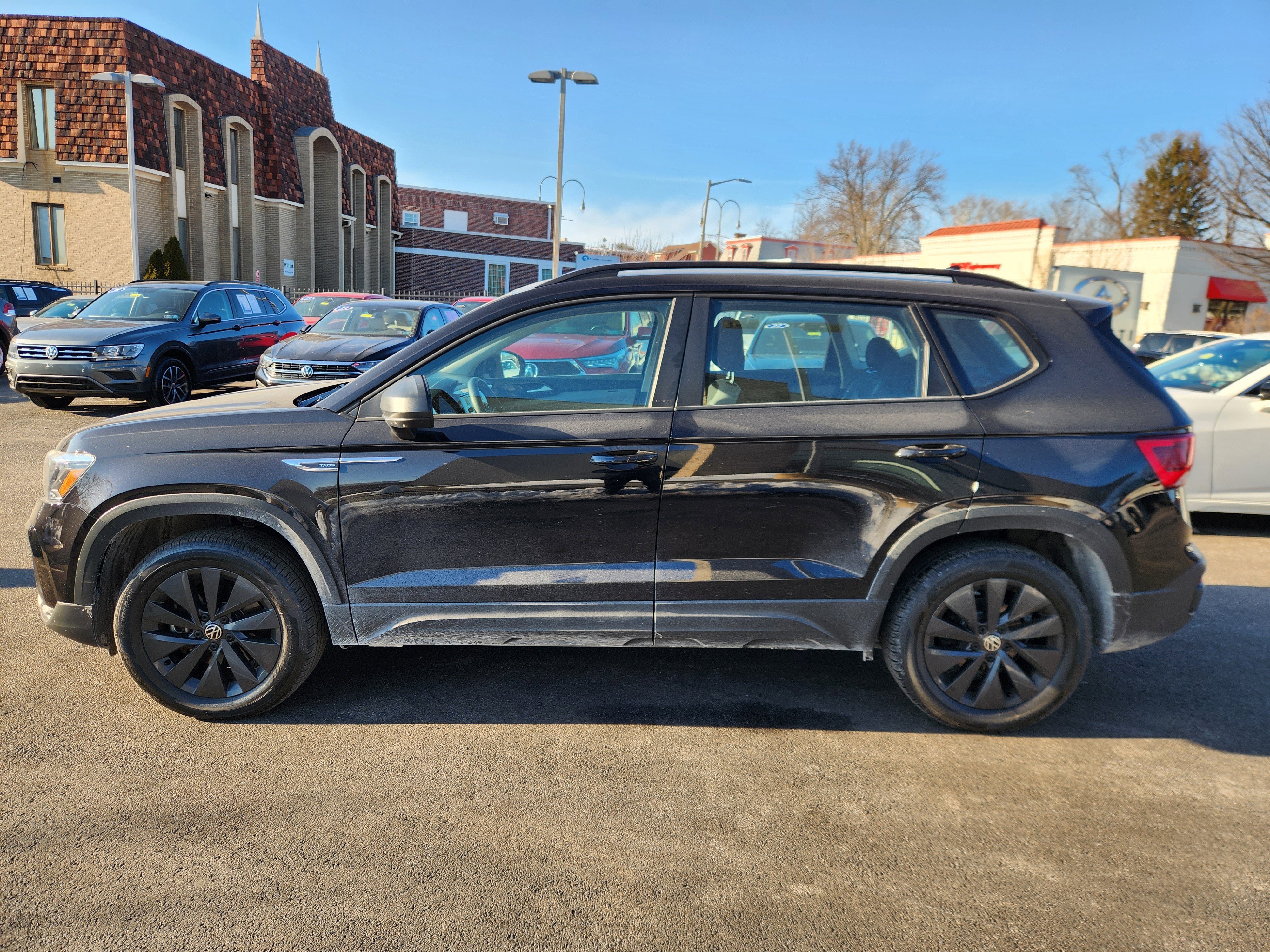 2022 Volkswagen Taos S